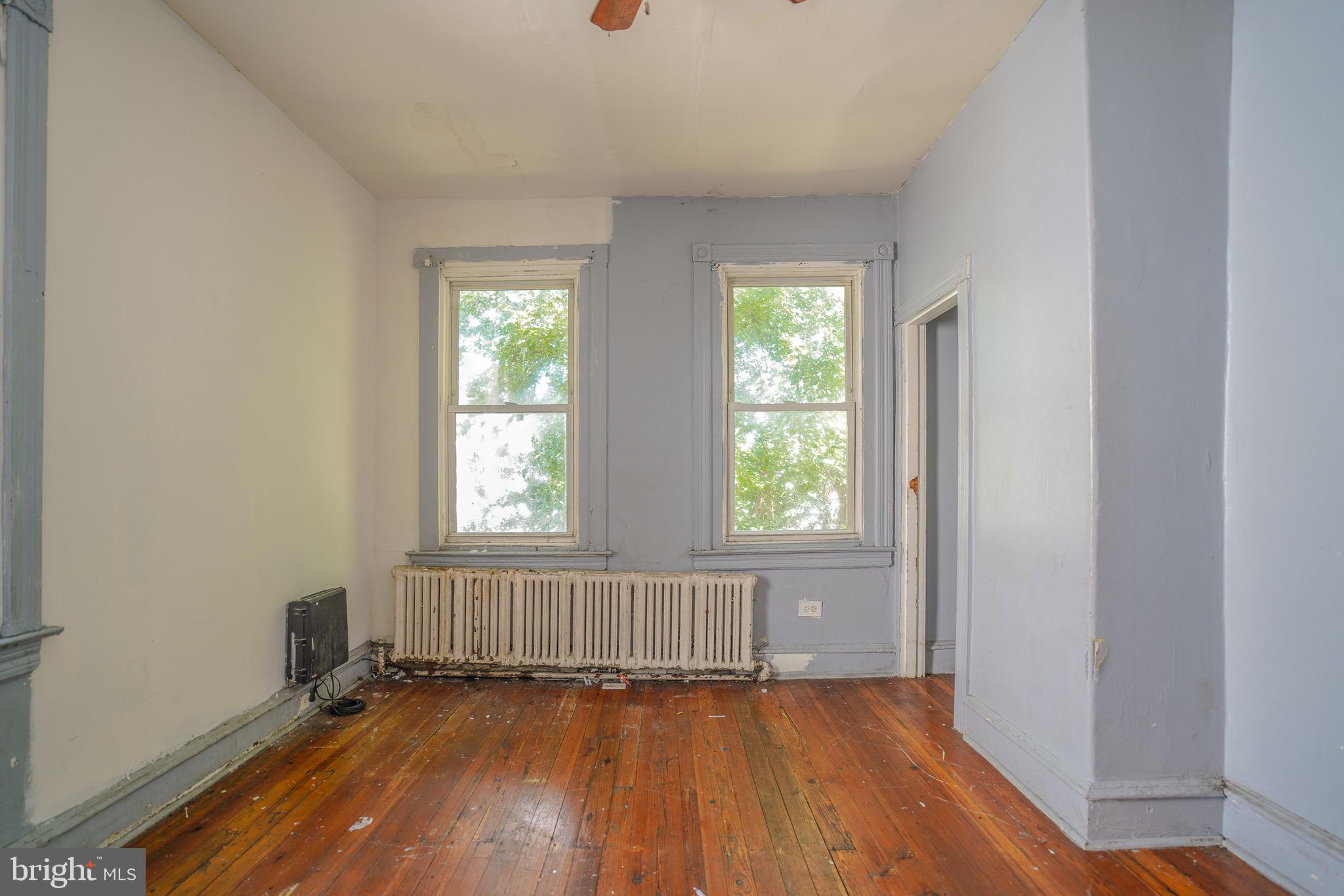 FRANKFORD - Residential