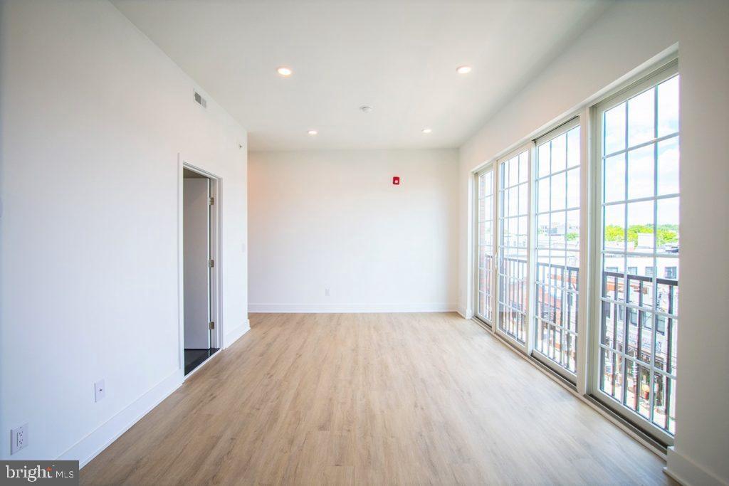 FISHTOWN - Residential Lease