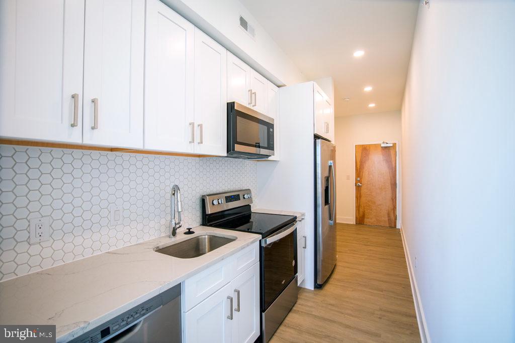 FISHTOWN - Residential Lease