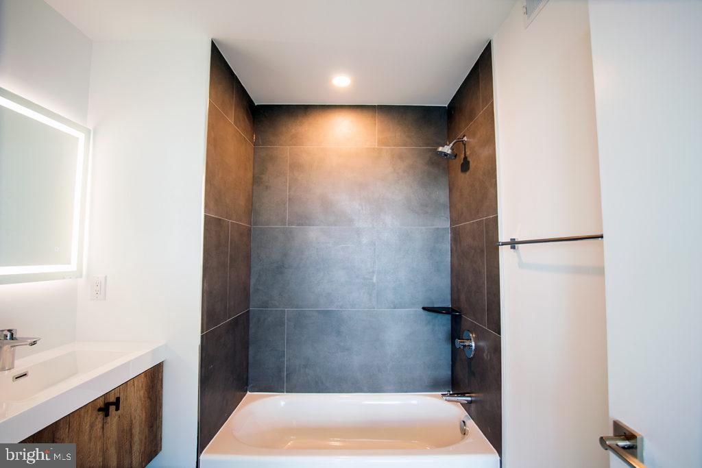 Photo of 1324 Frankford Avenue #UNIT 201, PHILADELPHIA, PA 19125 (MLS # PAPH2580942)