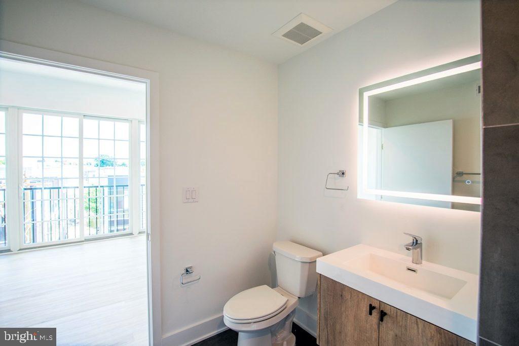 FISHTOWN - Residential Lease