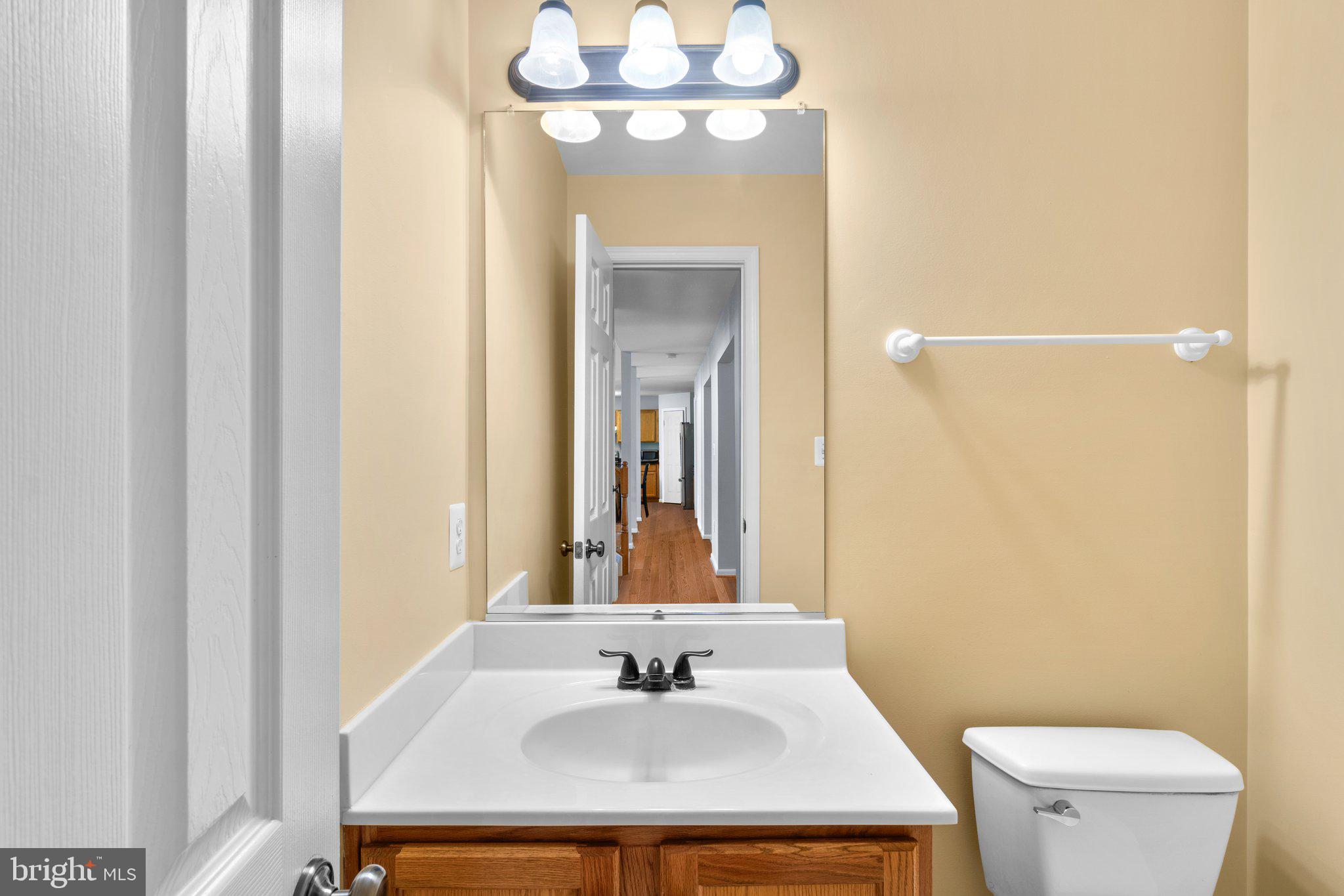 TOWN OF ROUND HILL - Residential