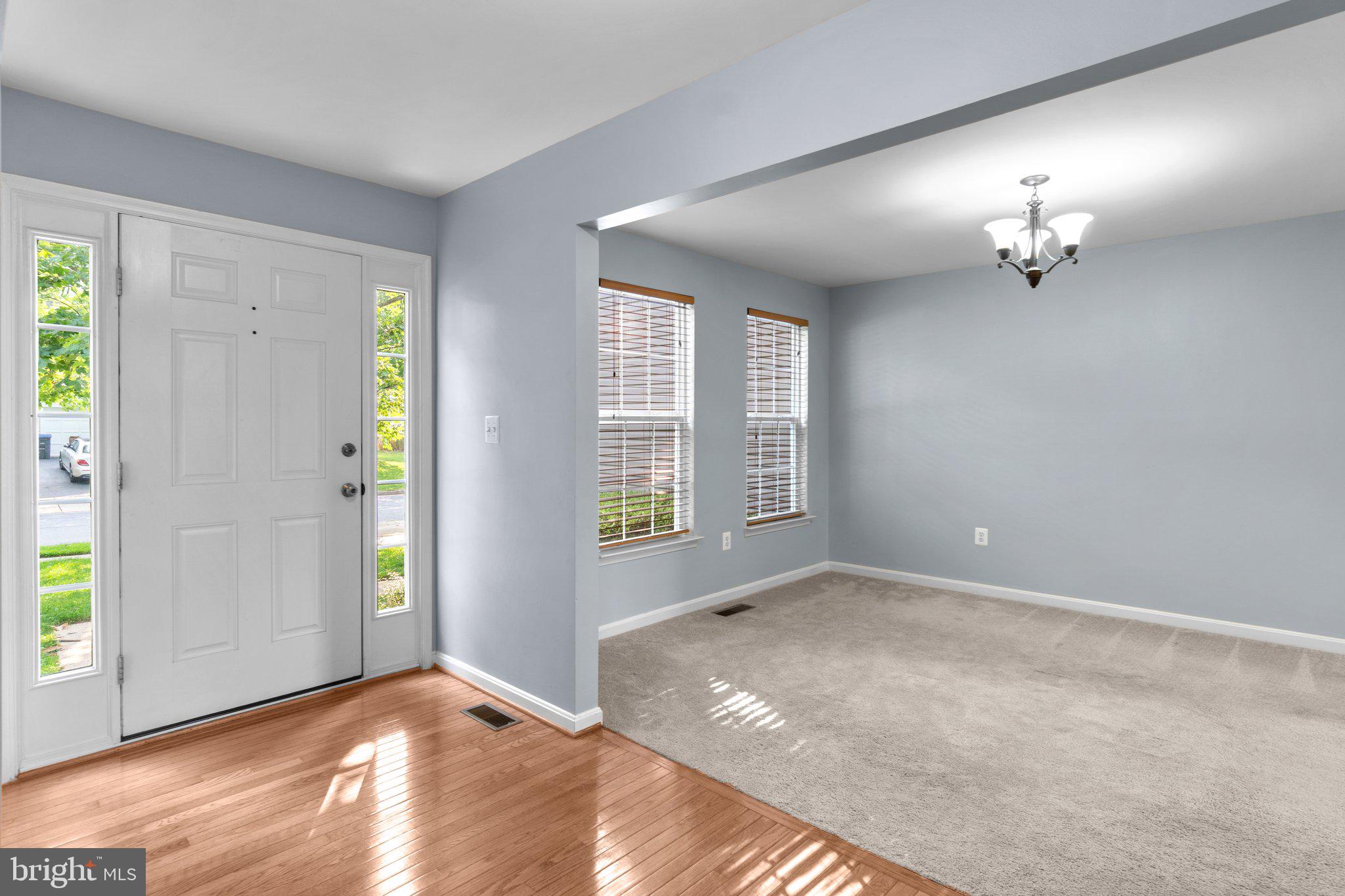 TOWN OF ROUND HILL - Residential