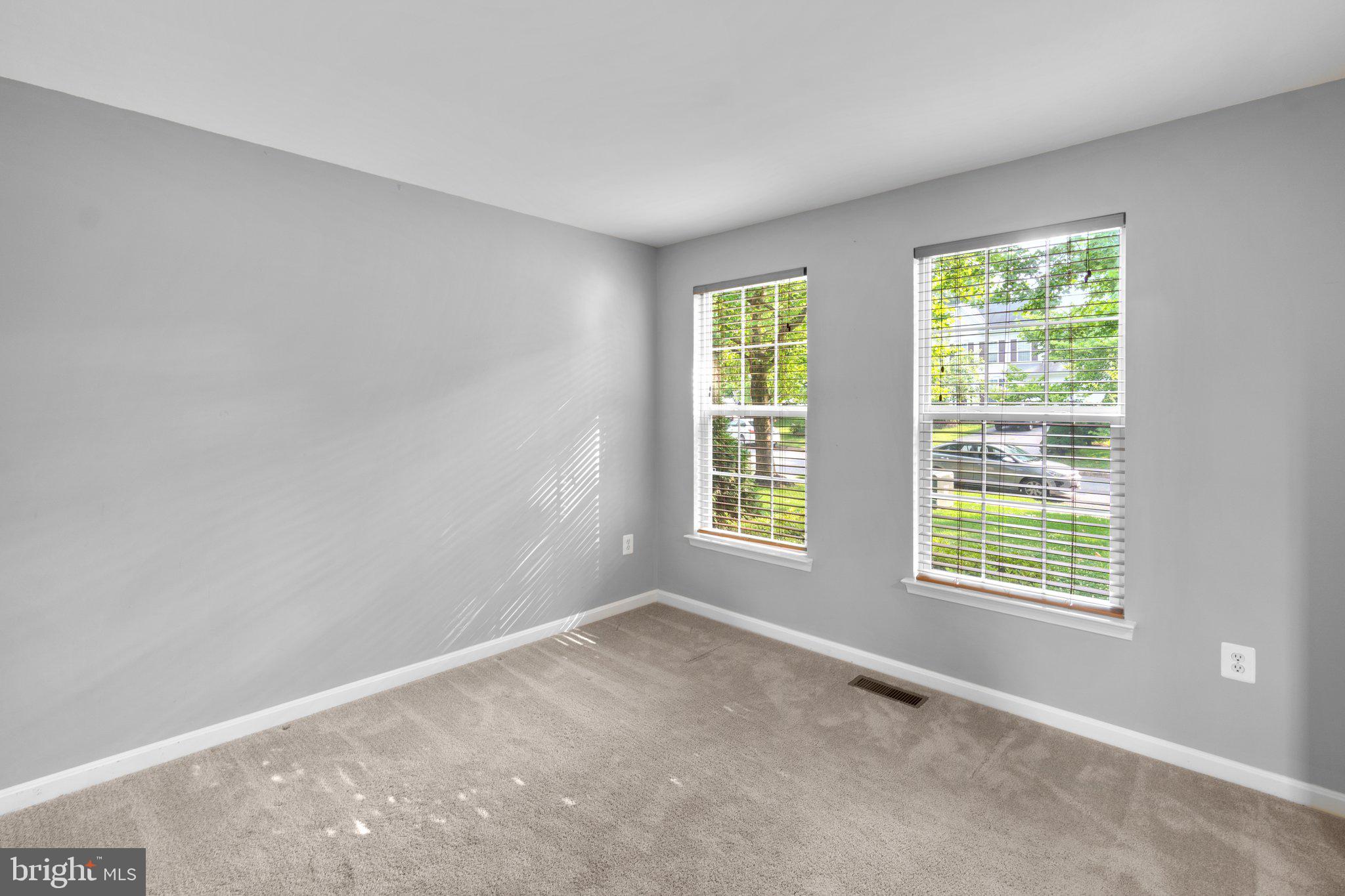 TOWN OF ROUND HILL - Residential