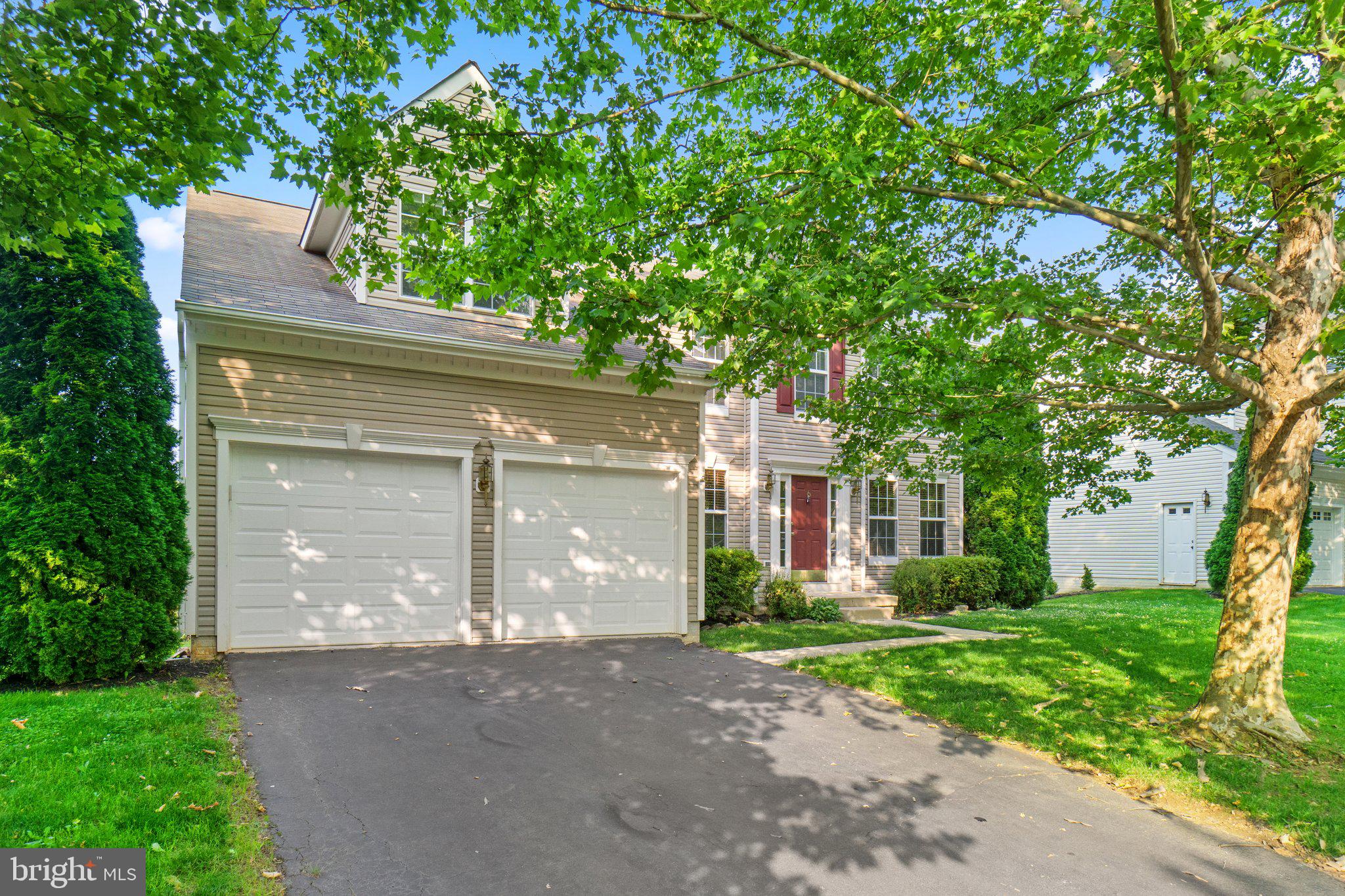 TOWN OF ROUND HILL - Residential