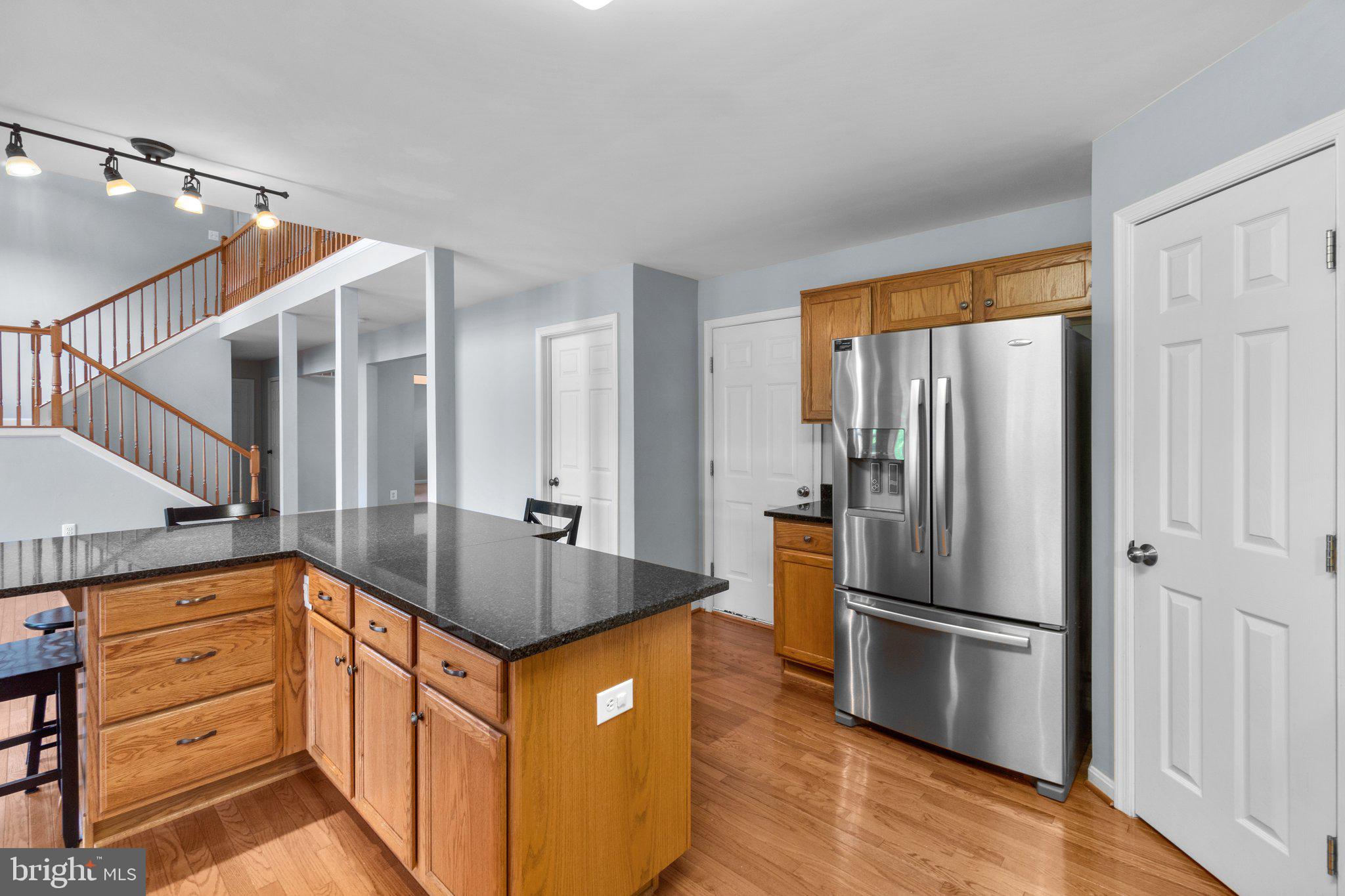 TOWN OF ROUND HILL - Residential