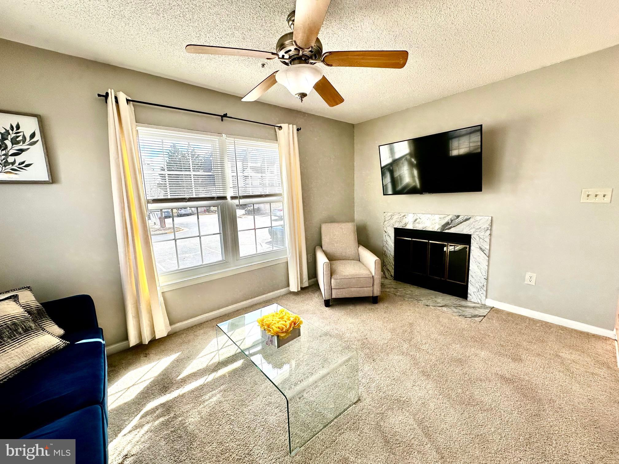 VISTAS 2 AT LAUREL - Residential