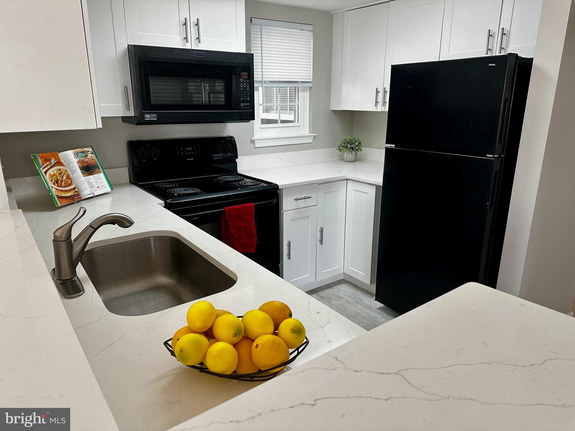 VISTAS 2 AT LAUREL - Residential