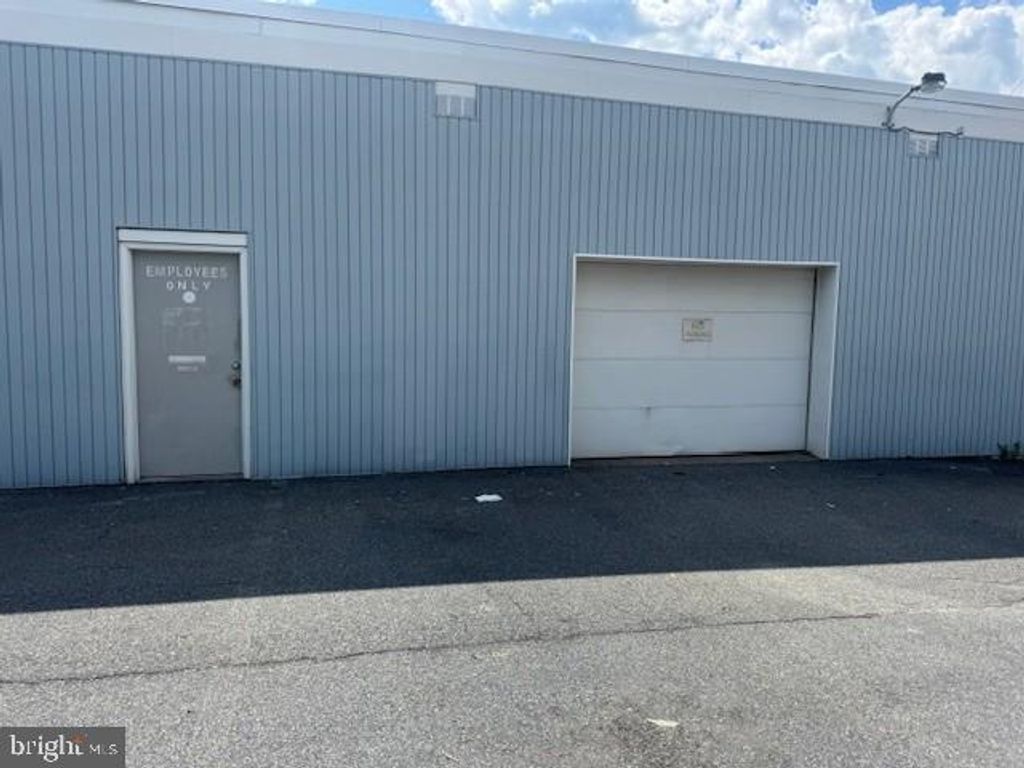 Photo of 133 S West End Boulevard, QUAKERTOWN, PA 18951 (MLS # PABU2095576)