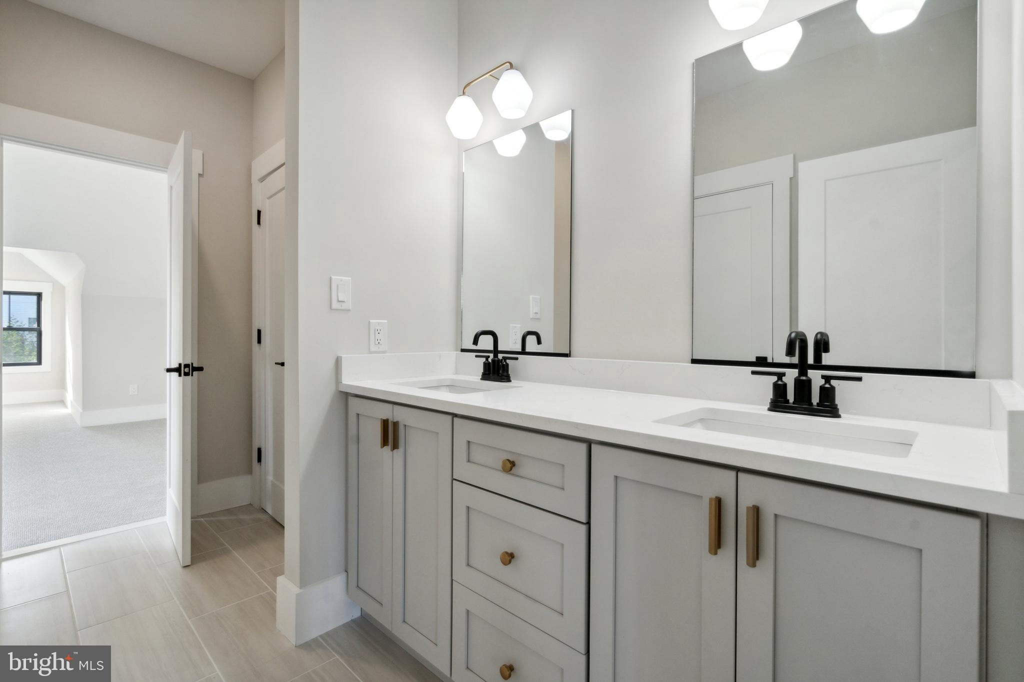 BLUE BELL - Residential