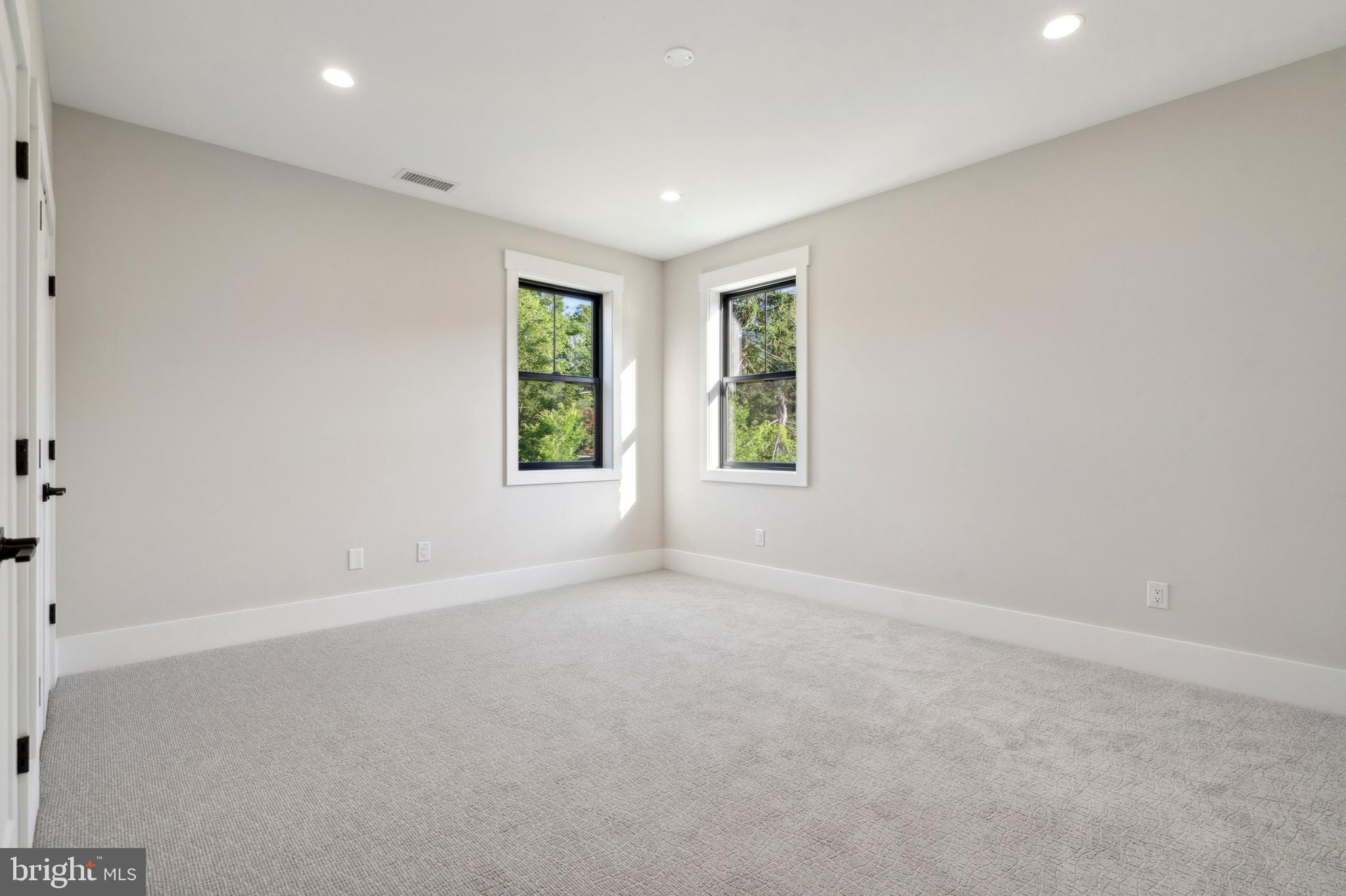 BLUE BELL - Residential