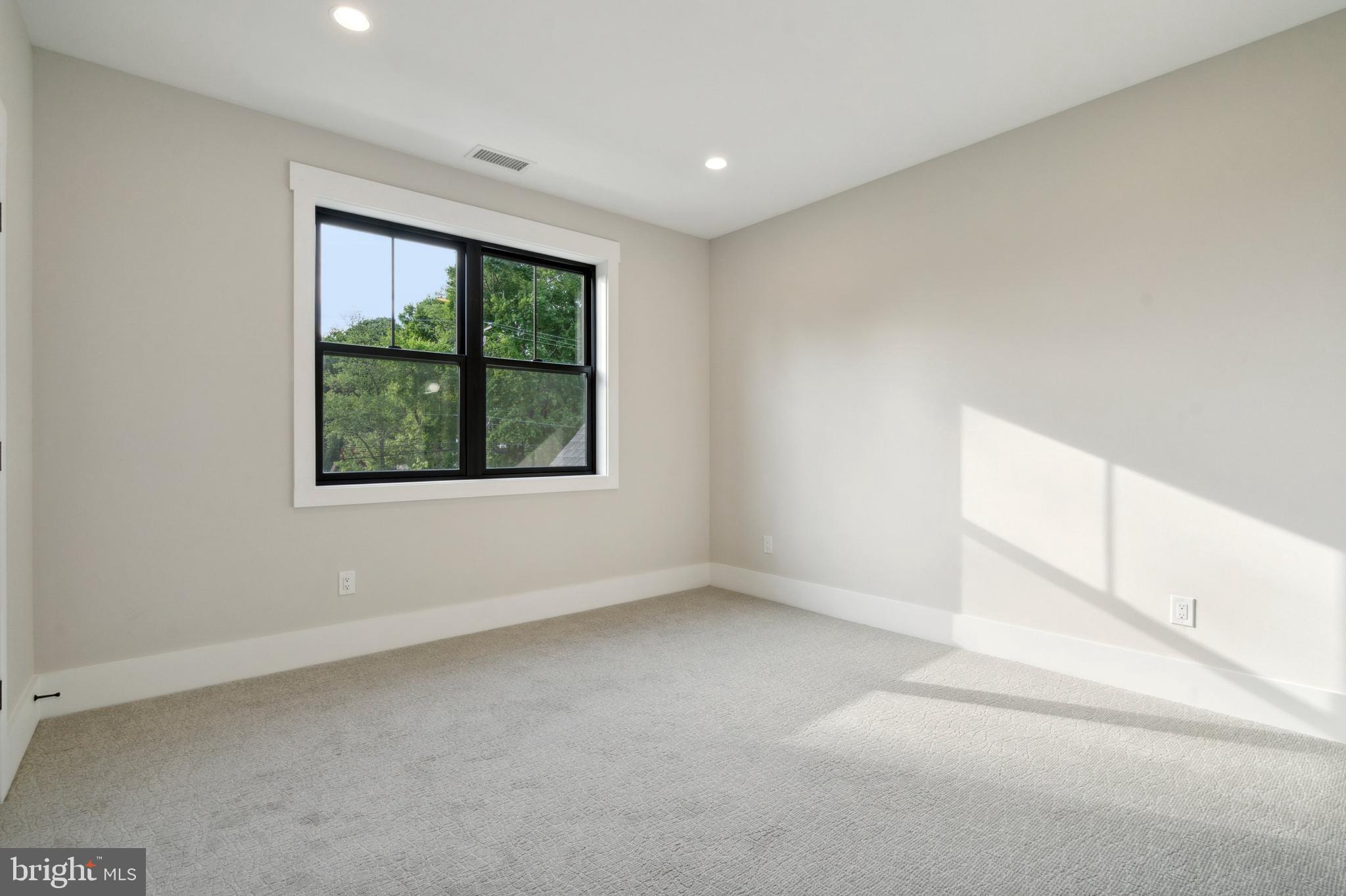 BLUE BELL - Residential