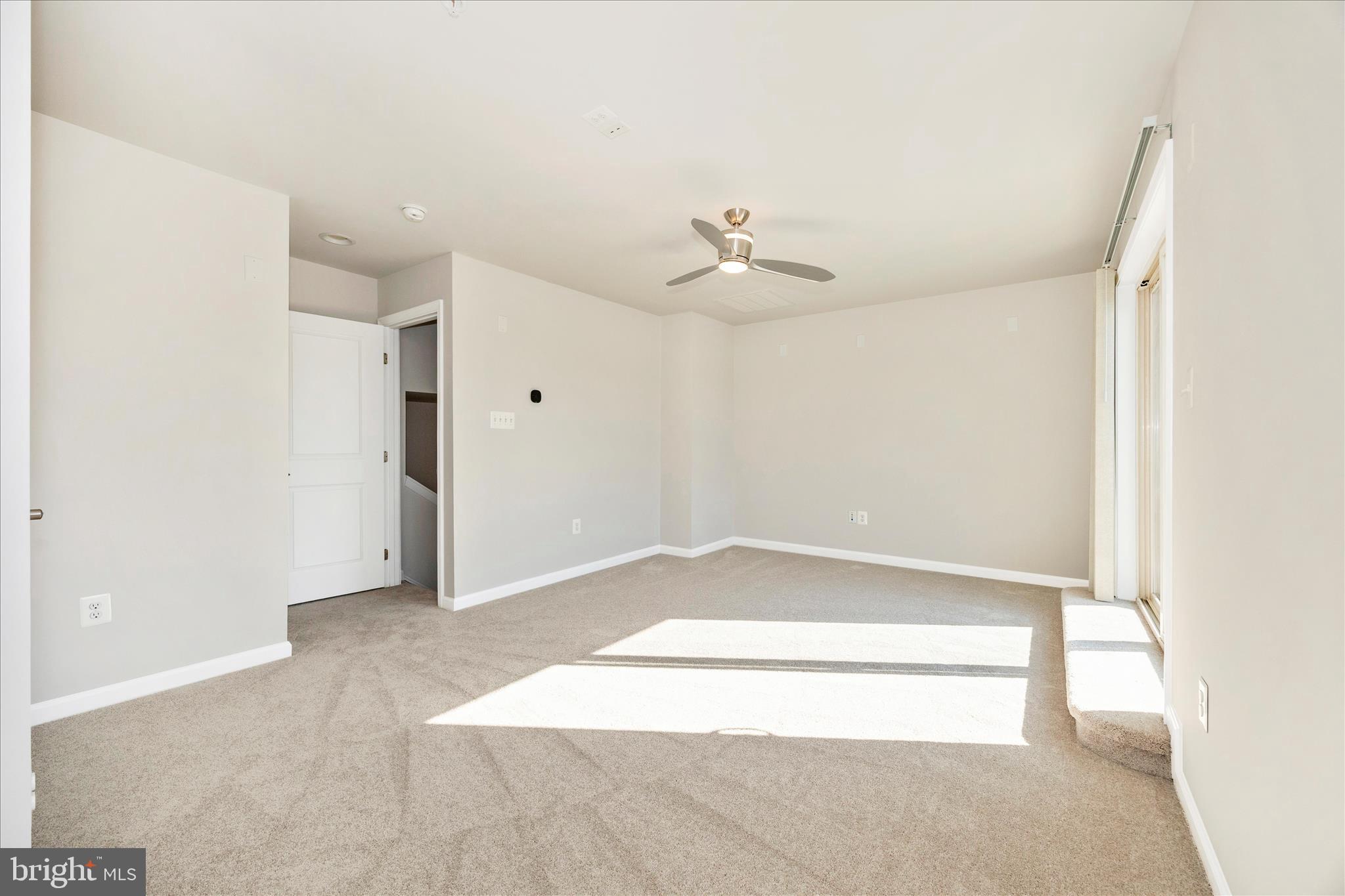 OAKDALE VILLAGE - Residential