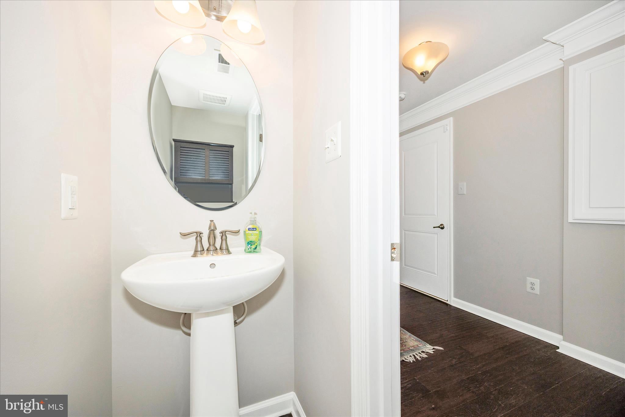 OAKDALE VILLAGE - Residential