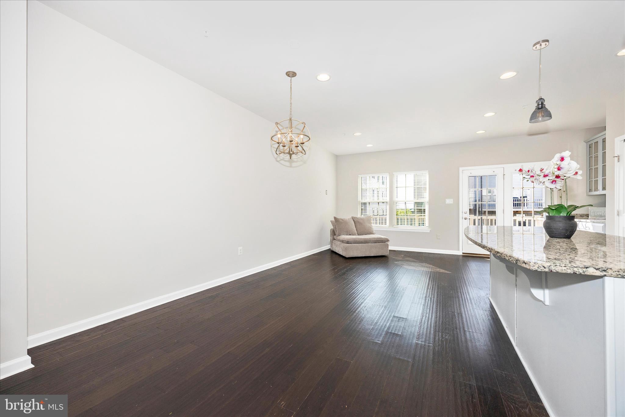 OAKDALE VILLAGE - Residential