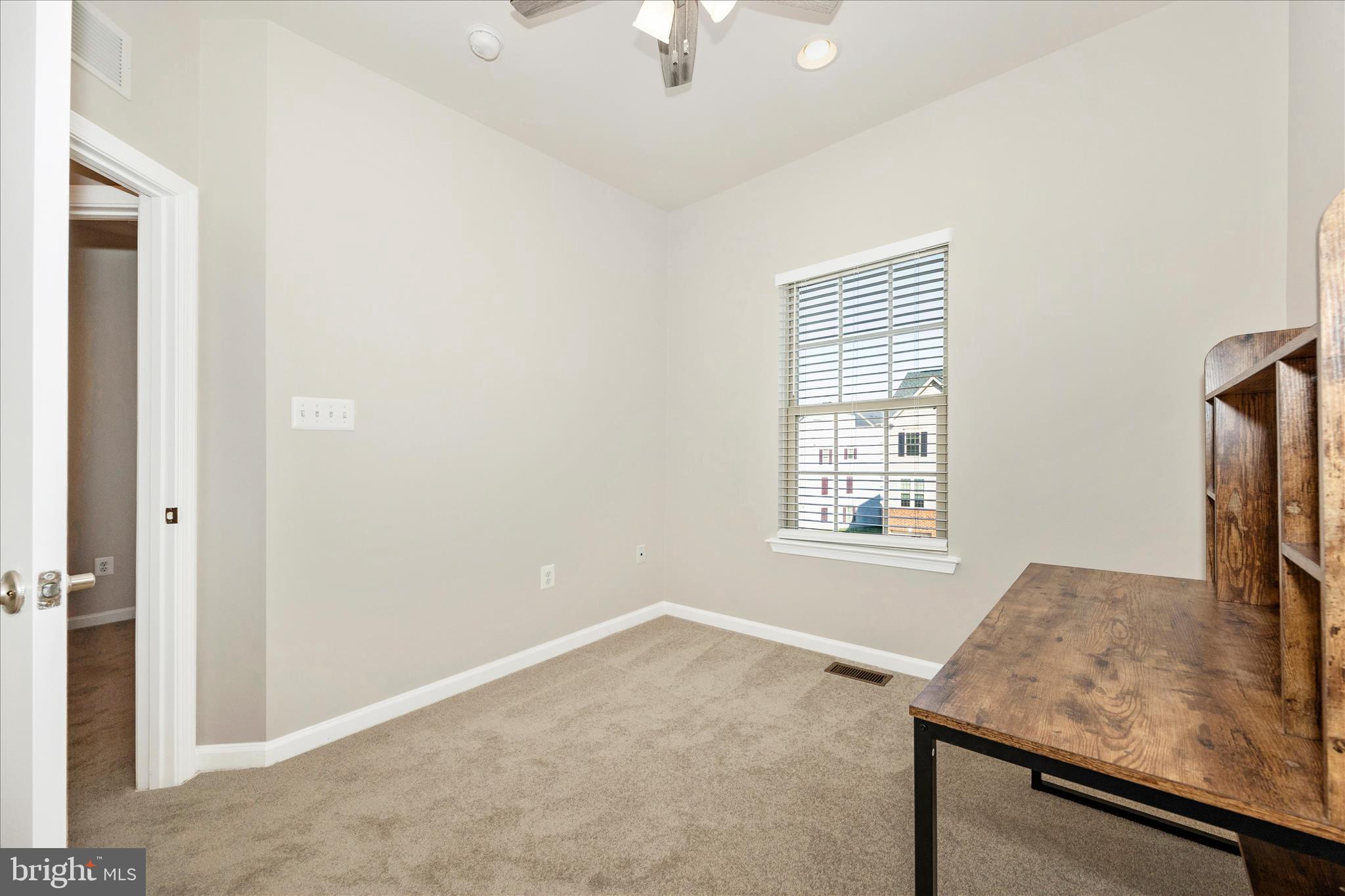 OAKDALE VILLAGE - Residential