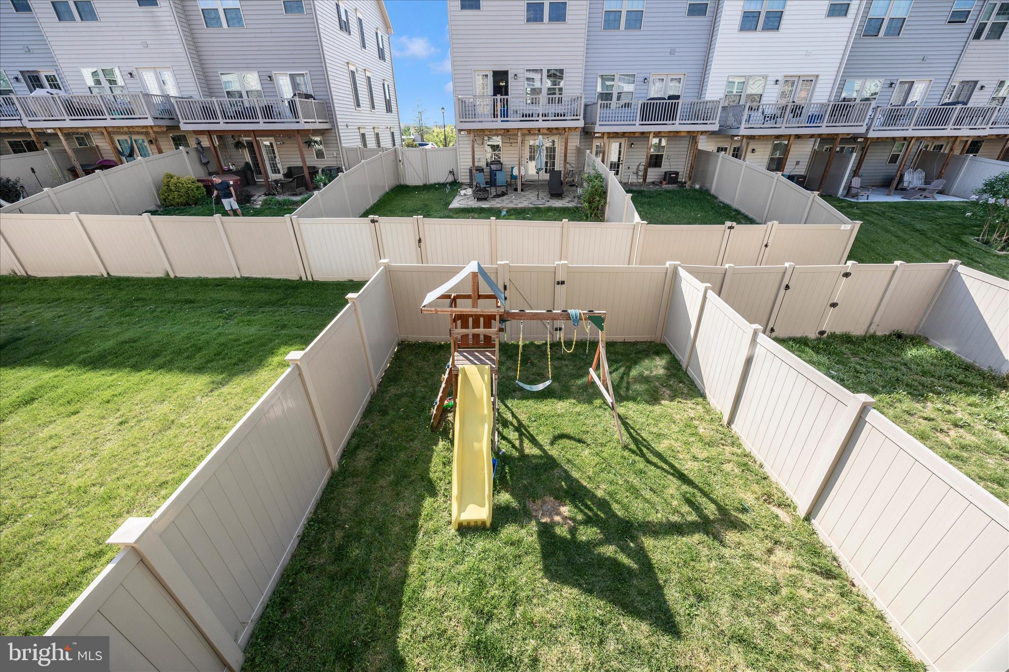 OAKDALE VILLAGE - Residential