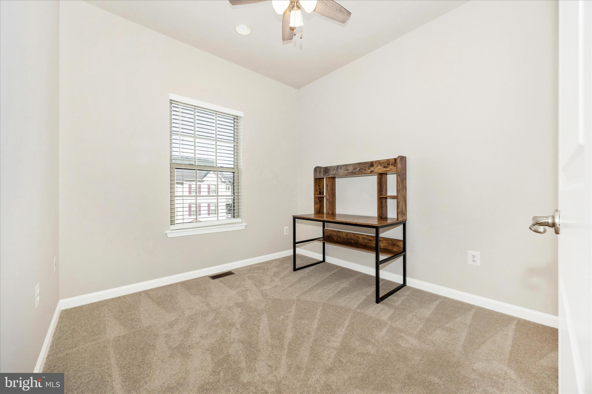 OAKDALE VILLAGE - Residential