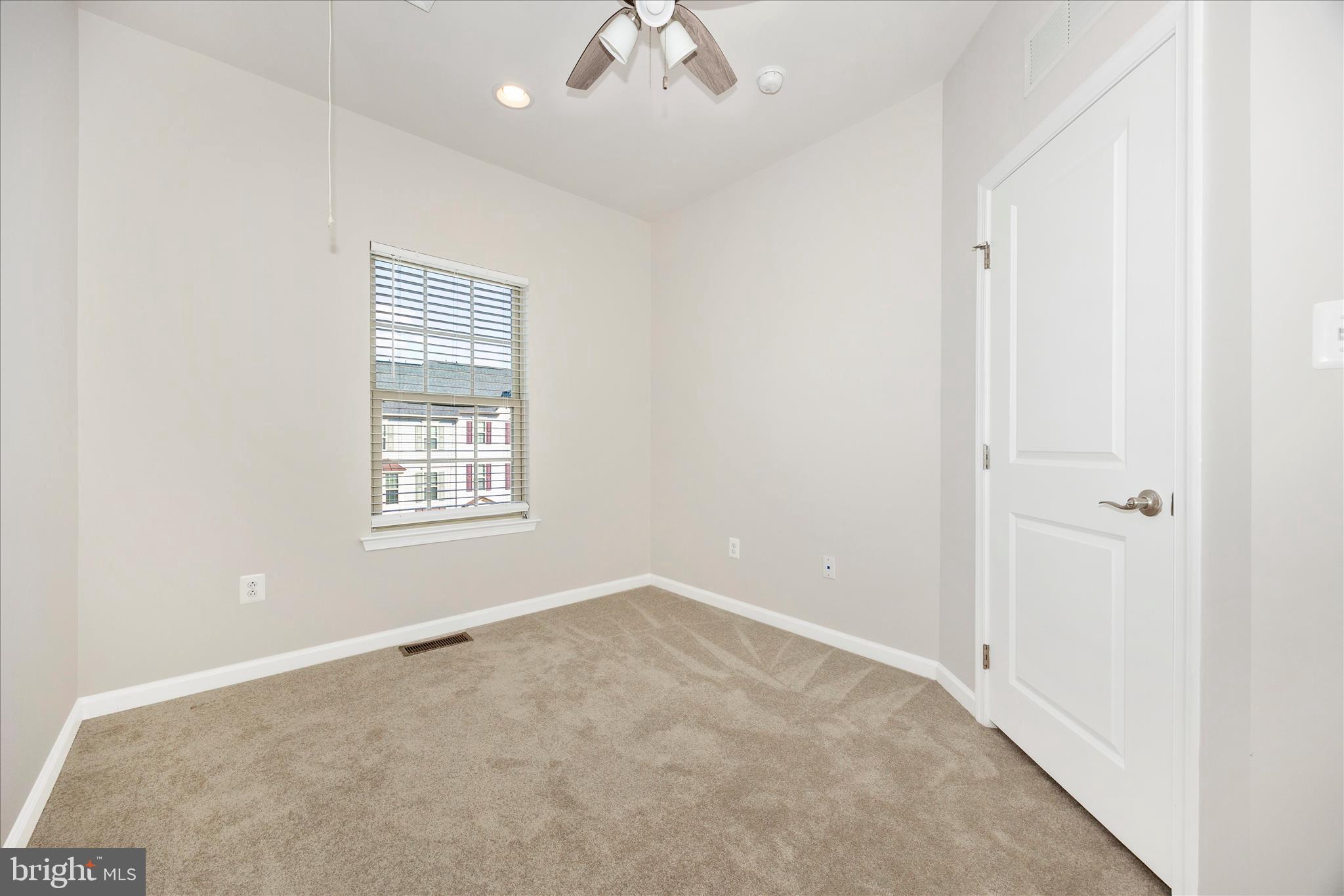 OAKDALE VILLAGE - Residential