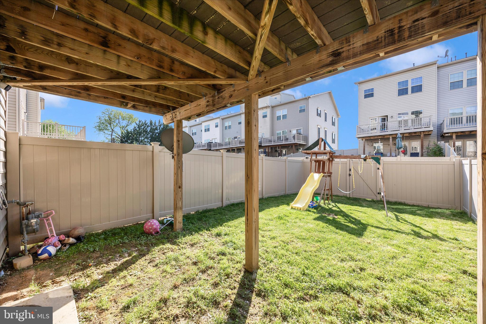 OAKDALE VILLAGE - Residential