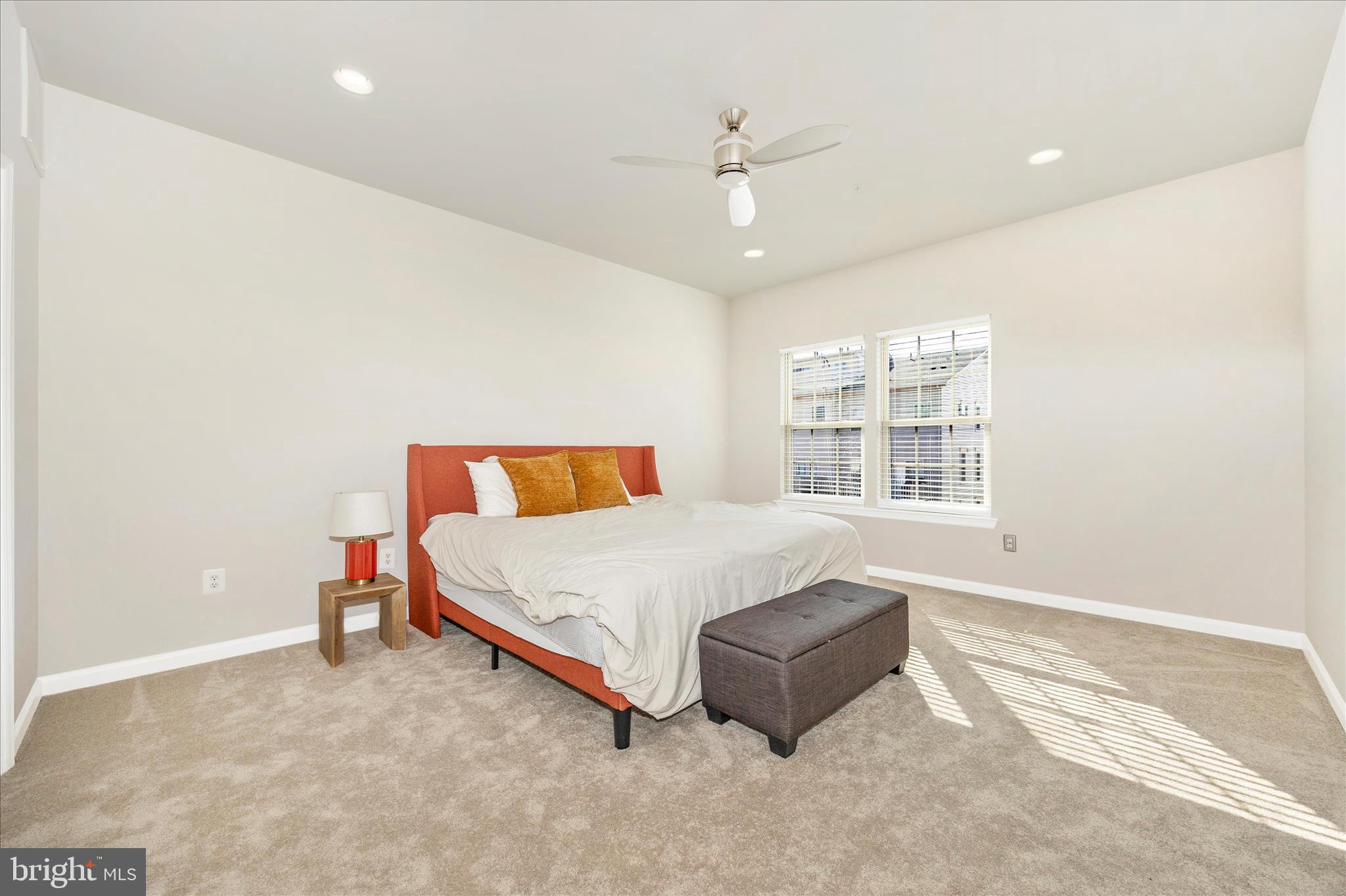 OAKDALE VILLAGE - Residential