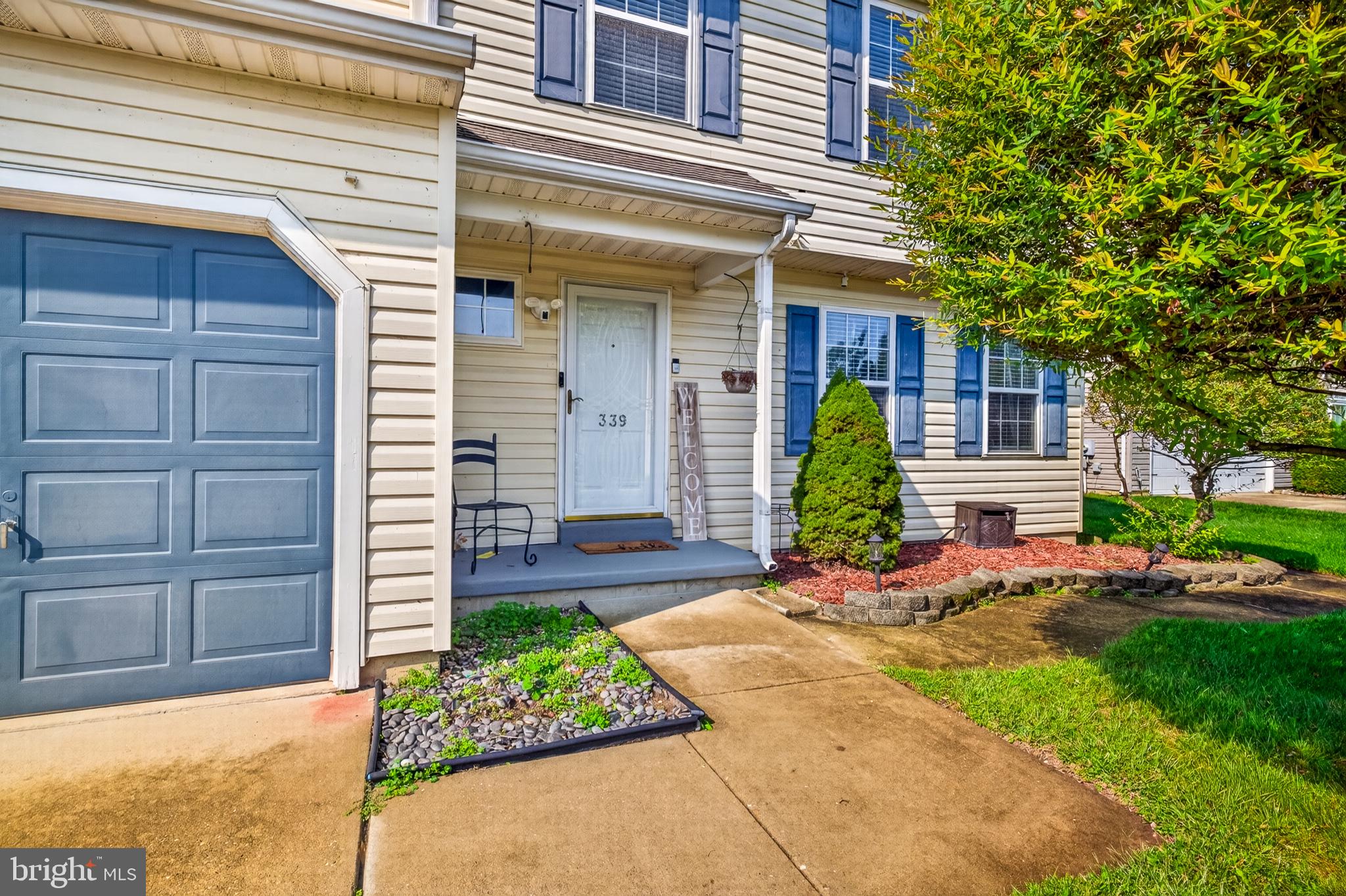 339 SUNNYSIDE LANE