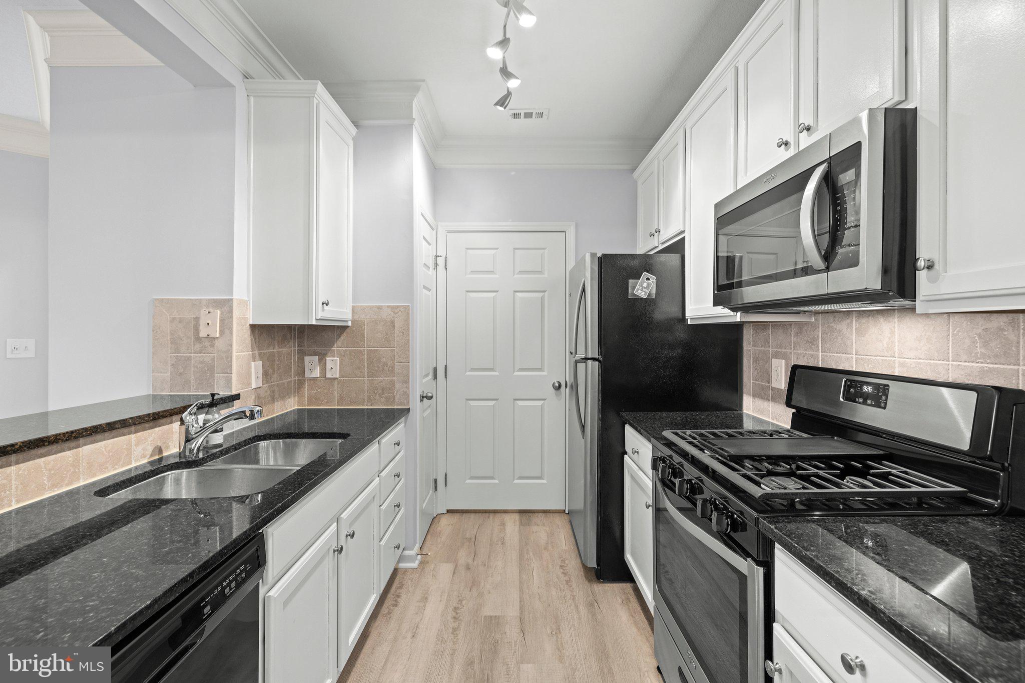 STRATFORD CLUB - Residential