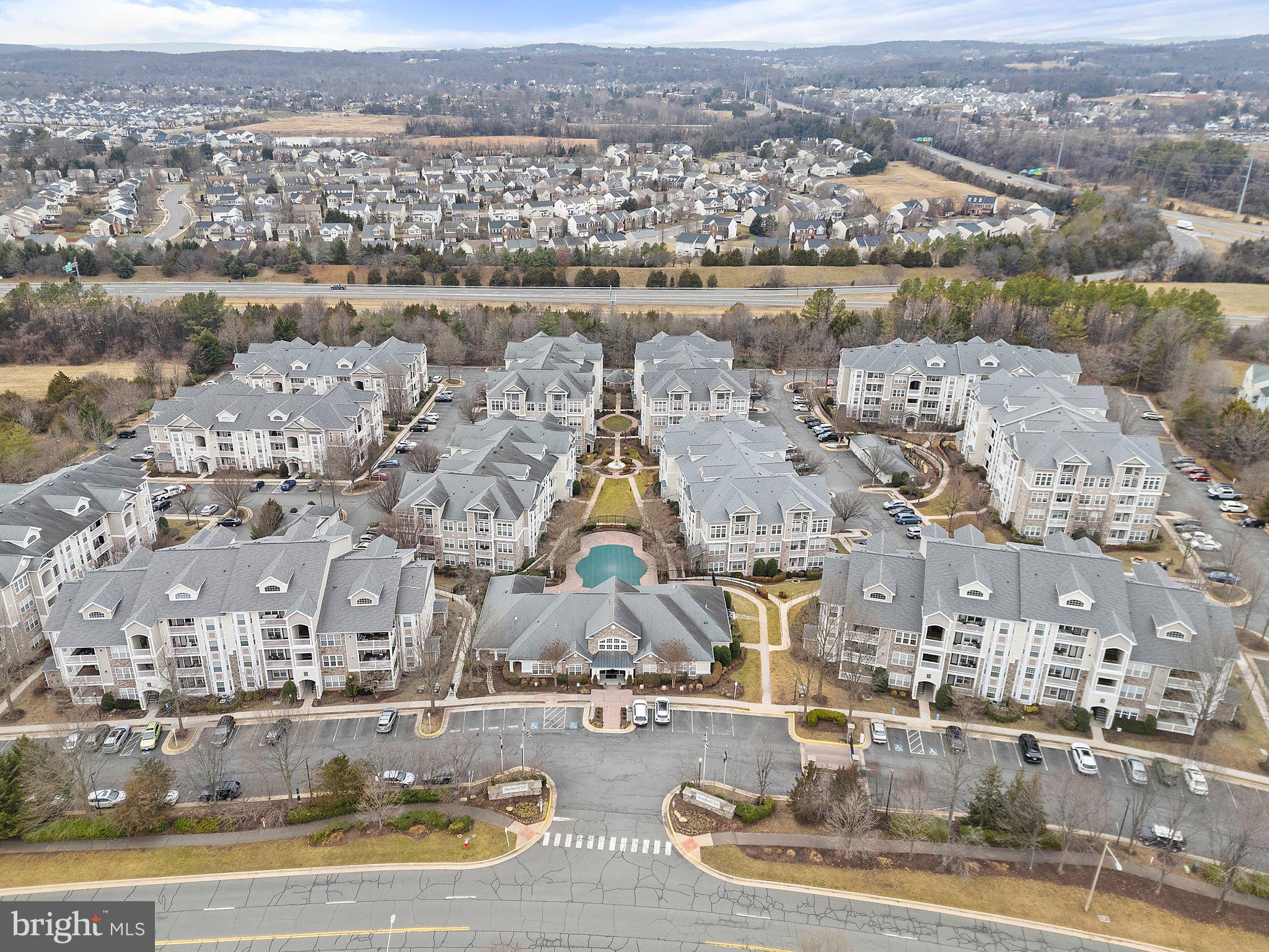 STRATFORD CLUB - Residential