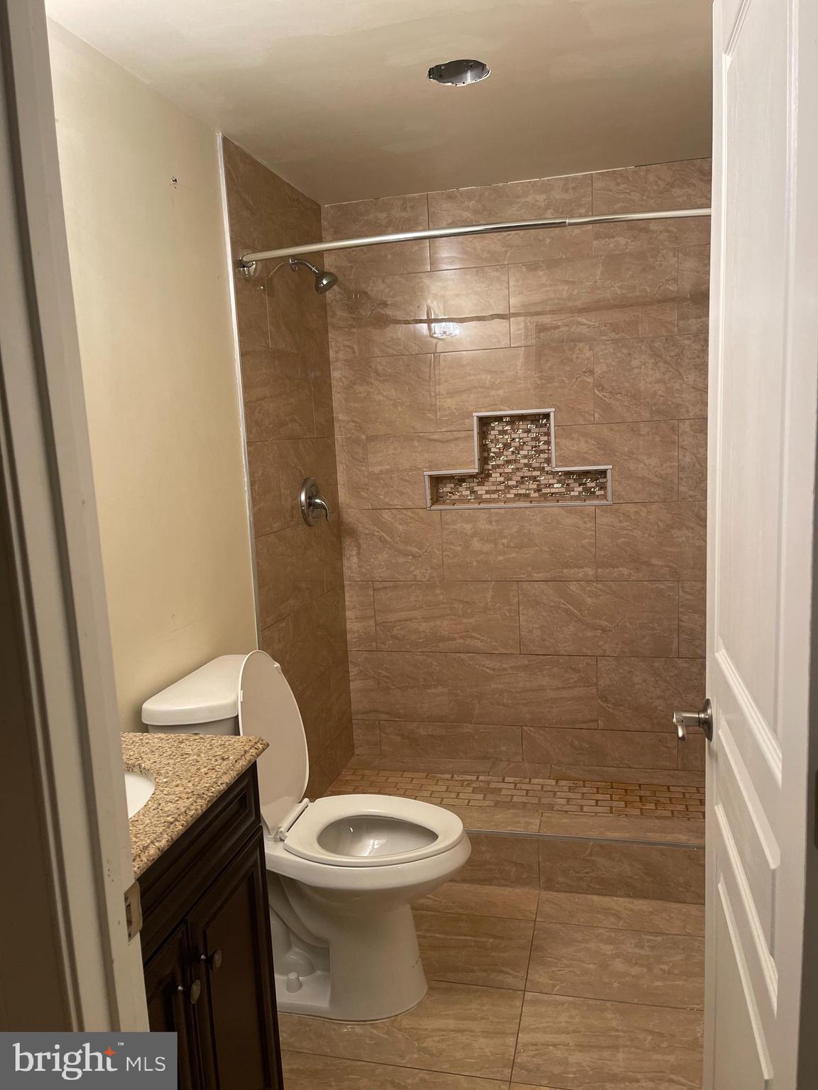 MARLBORO RIDING-PLAT 1> - Residential Lease