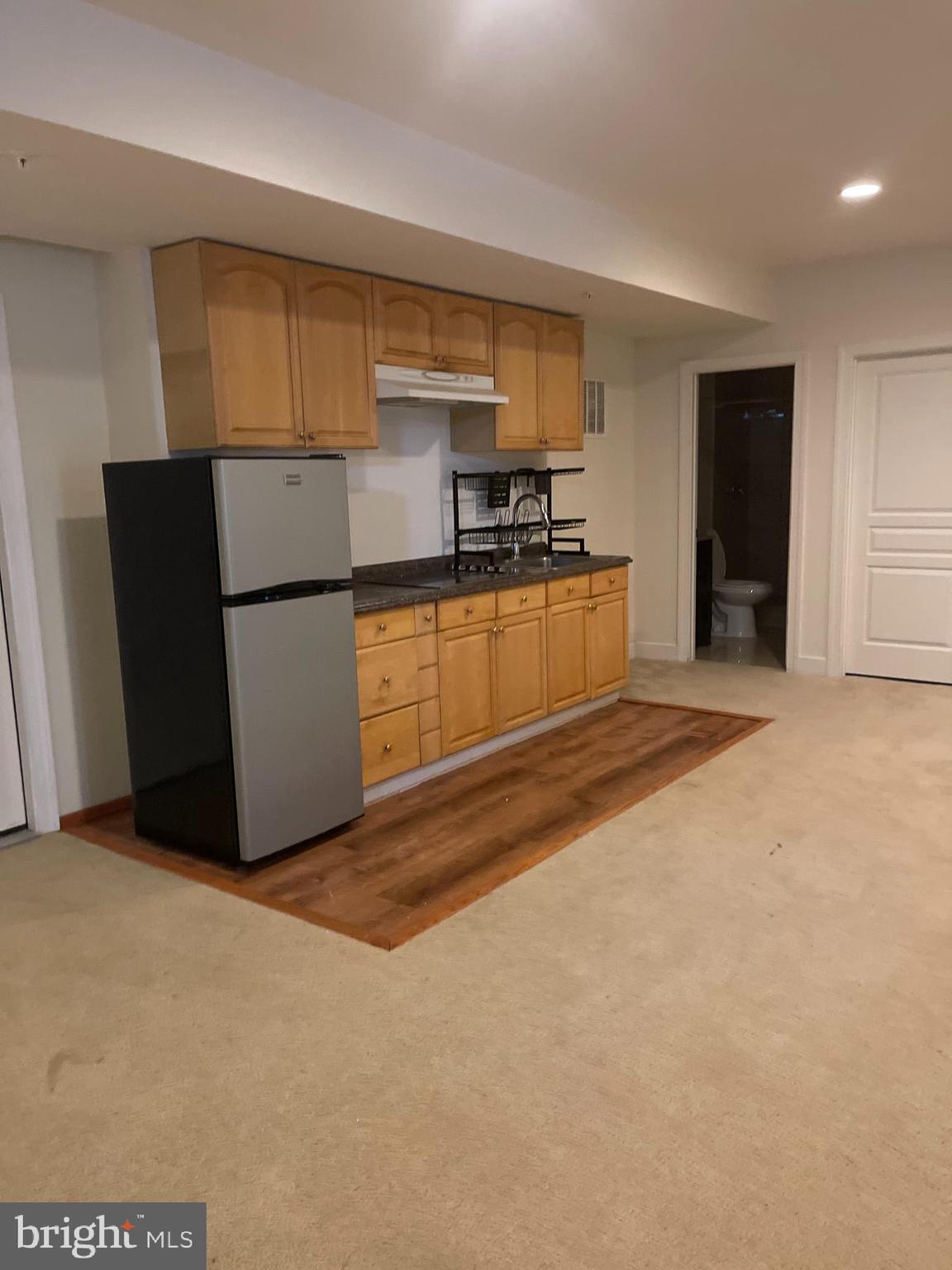 MARLBORO RIDING-PLAT 1> - Residential Lease