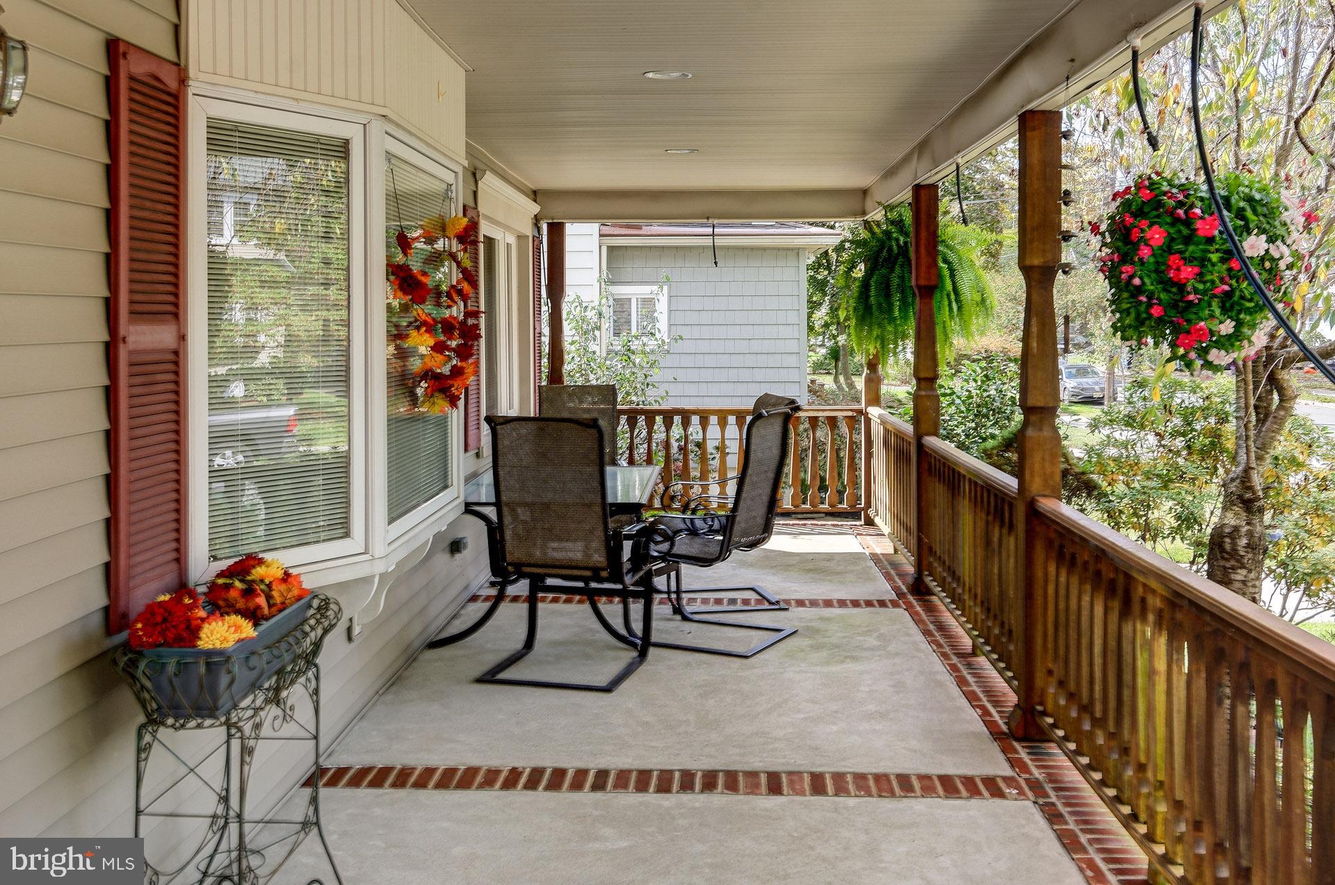 236 ARDMORE AVENUE