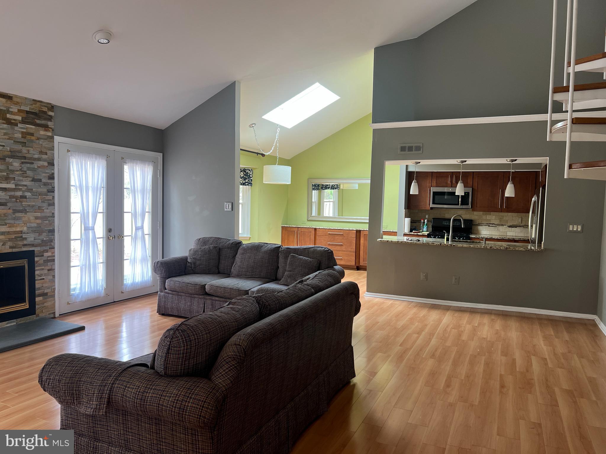 TANGLEWOOD - Residential Lease