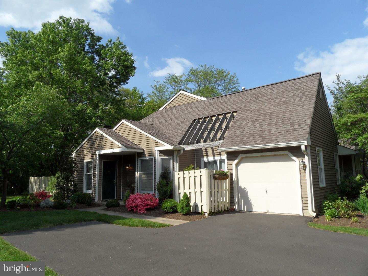 TANGLEWOOD - Residential Lease