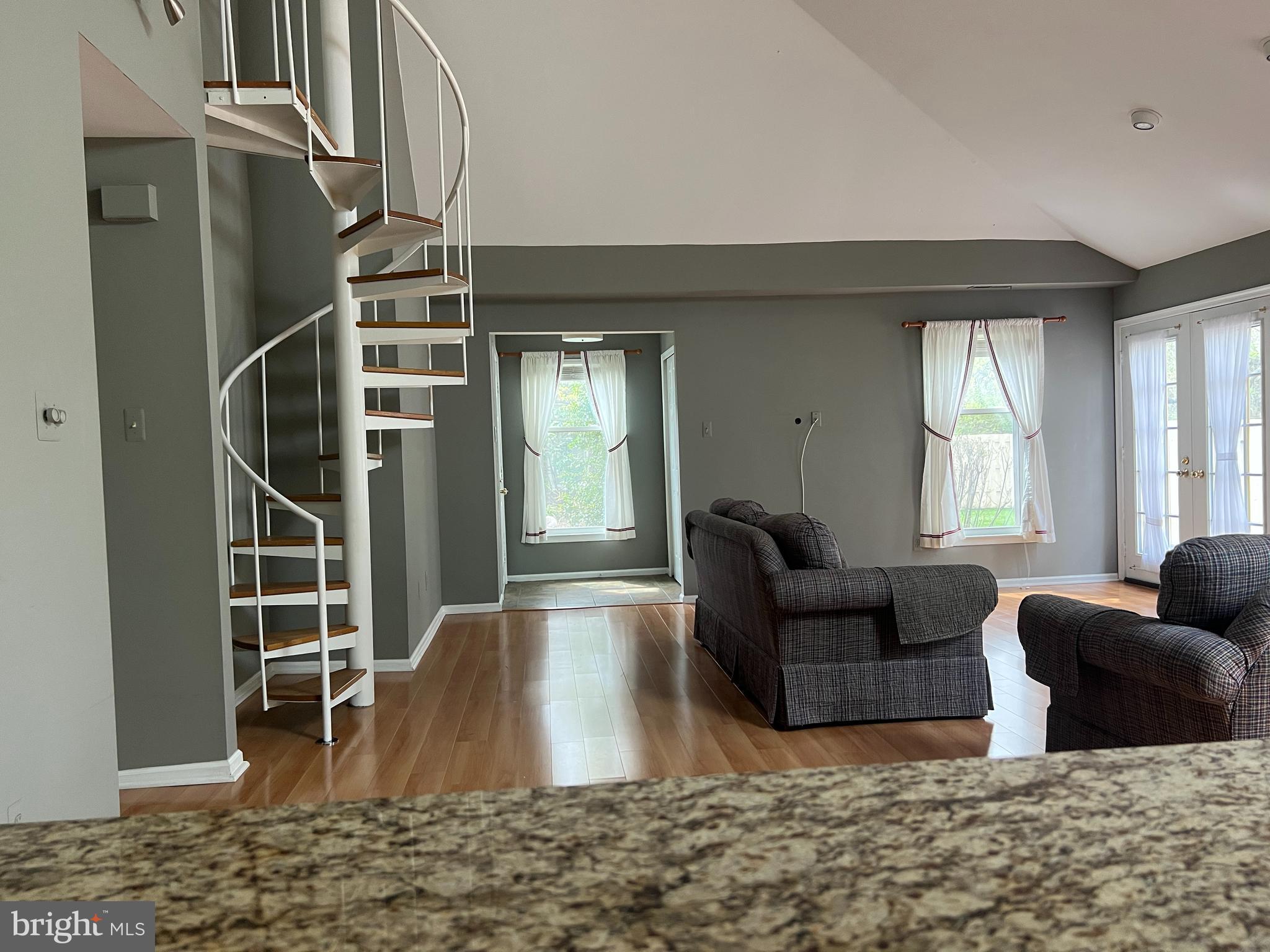 TANGLEWOOD - Residential Lease