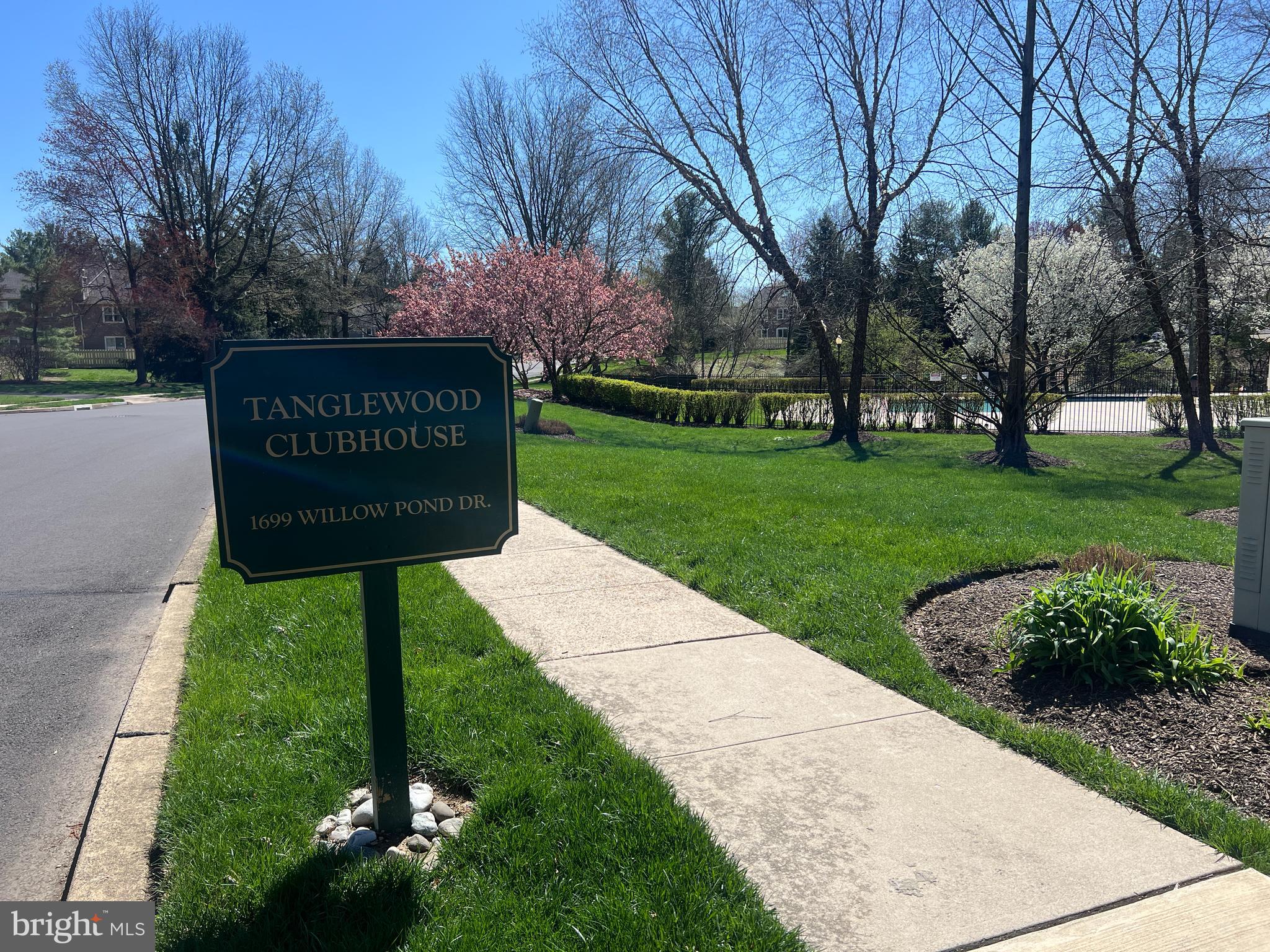 TANGLEWOOD - Residential Lease