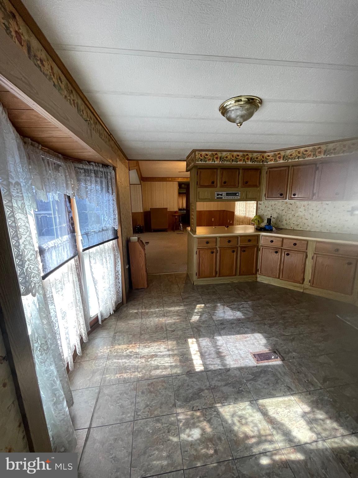 NORTH RIDGE ACRES - Residential