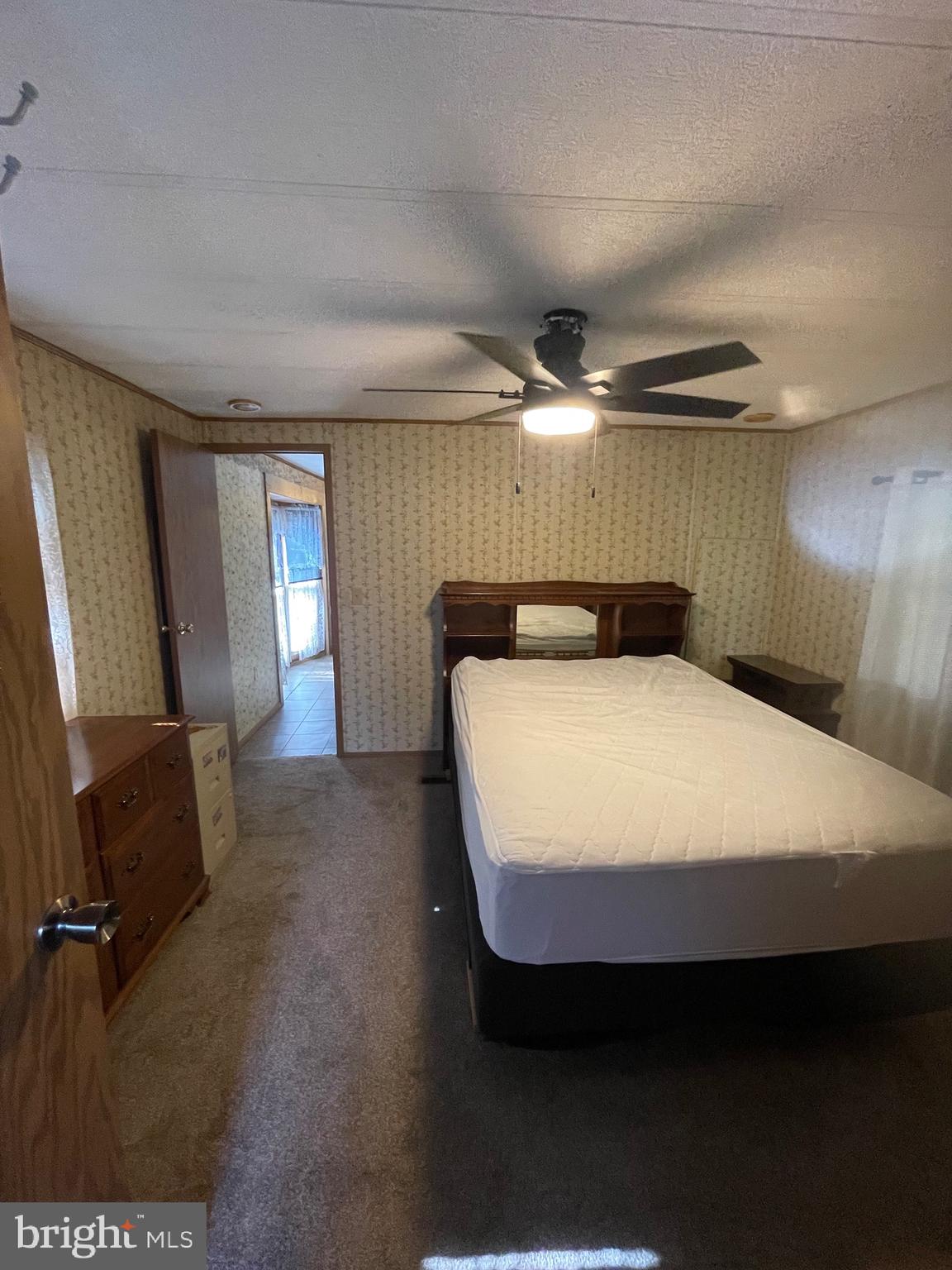 NORTH RIDGE ACRES - Residential