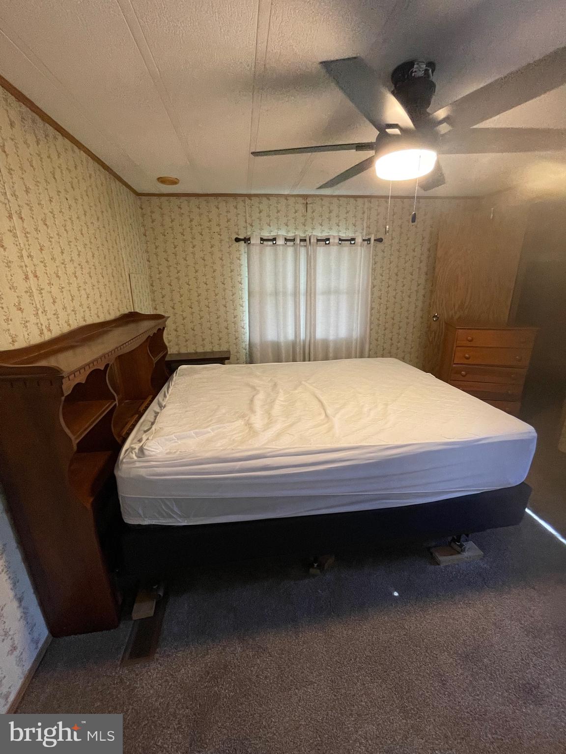 NORTH RIDGE ACRES - Residential