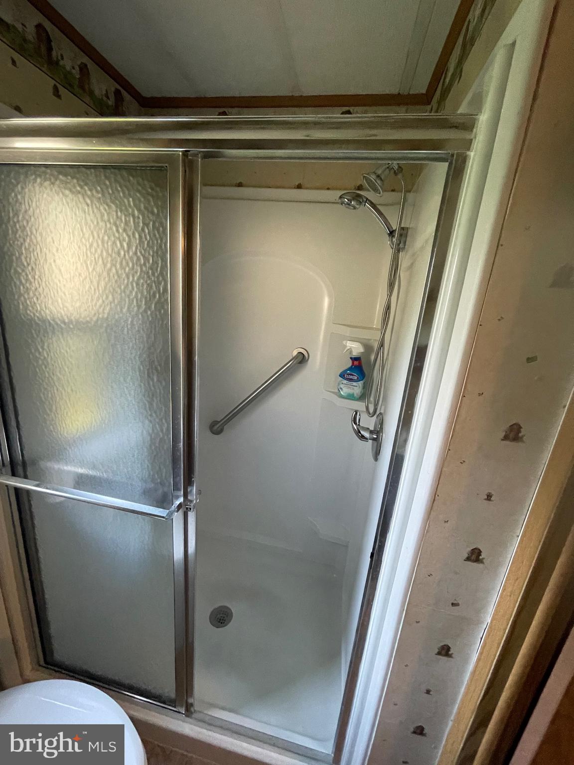 NORTH RIDGE ACRES - Residential