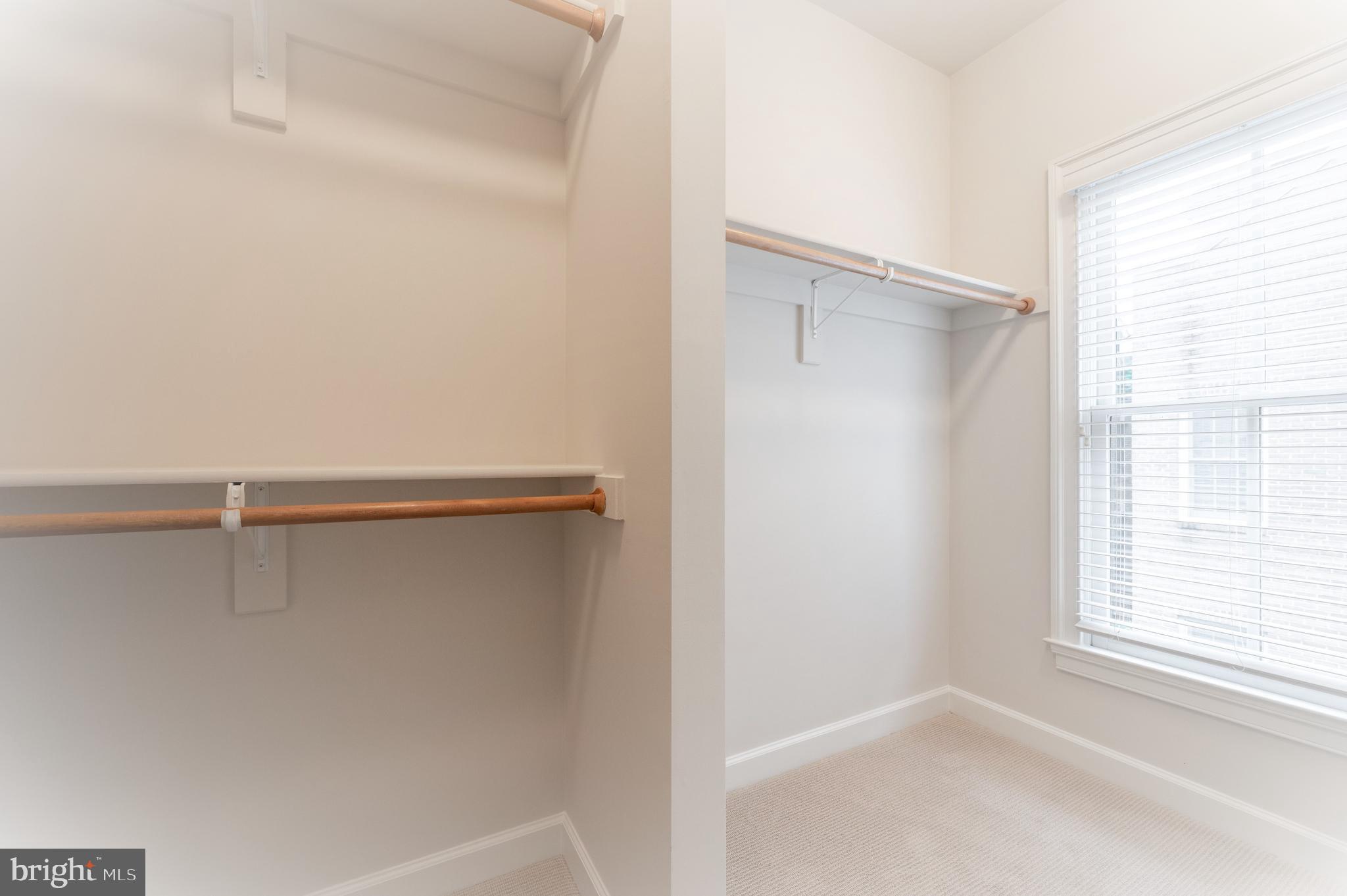 CHATHAM SQUARE - Residential Lease