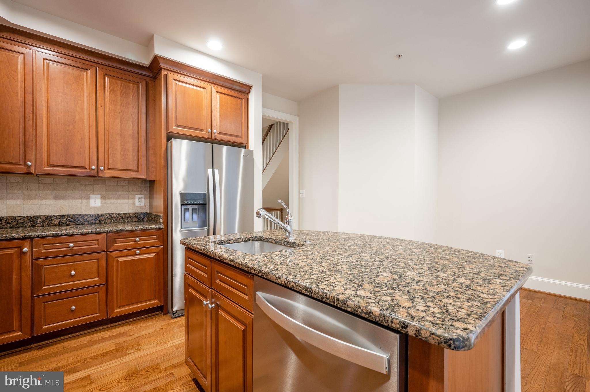 CHATHAM SQUARE - Residential Lease