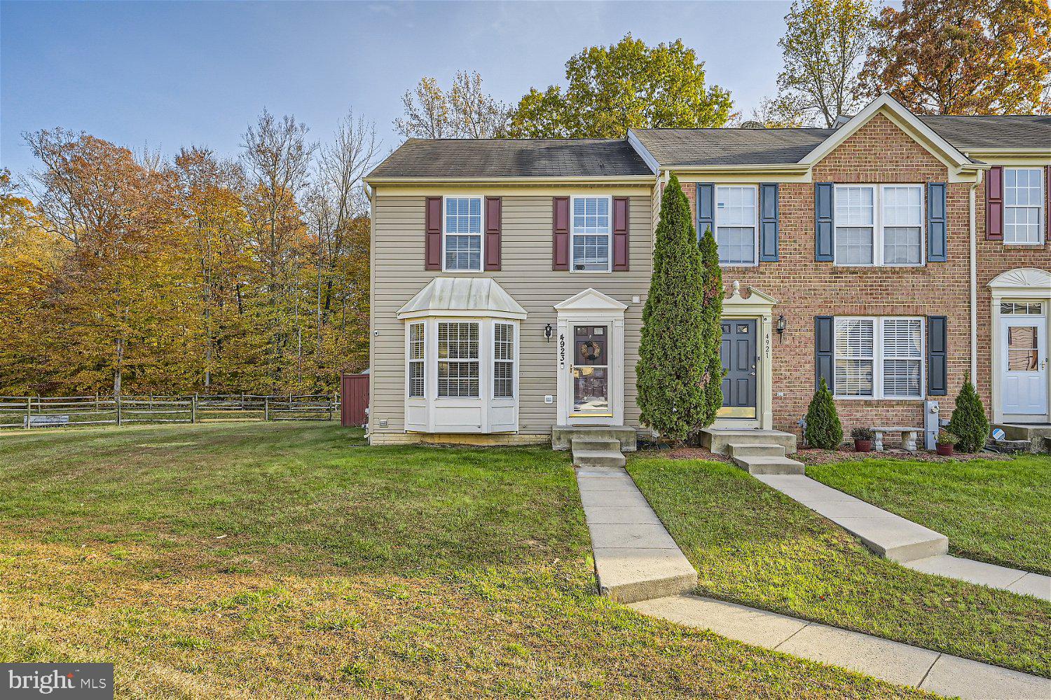 HOLLY WOODS - Residential