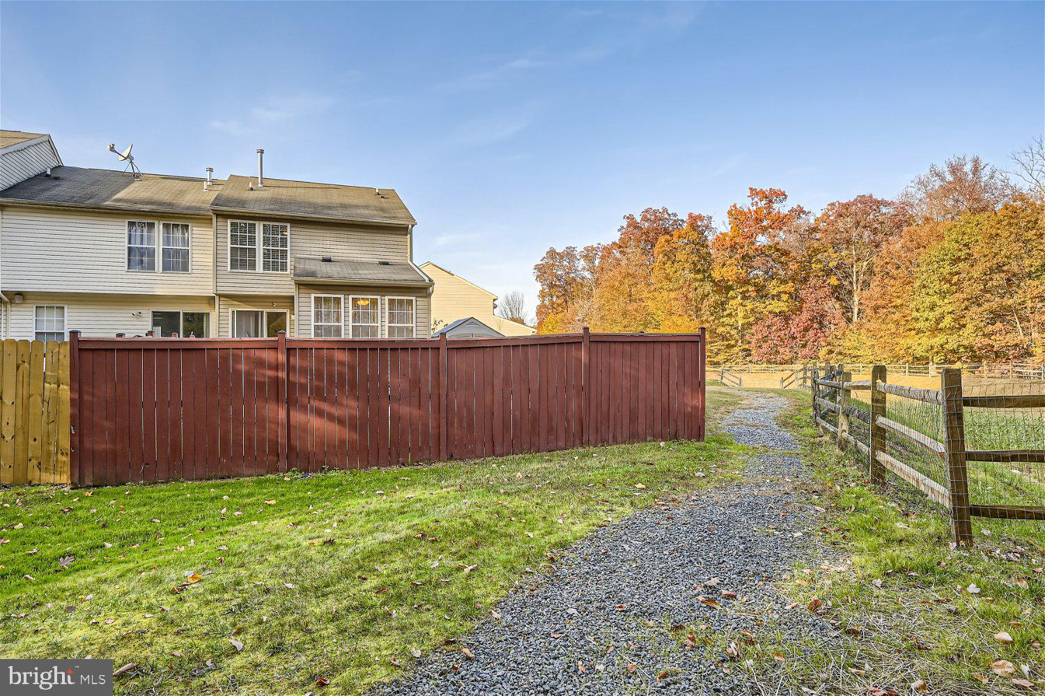 HOLLY WOODS - Residential