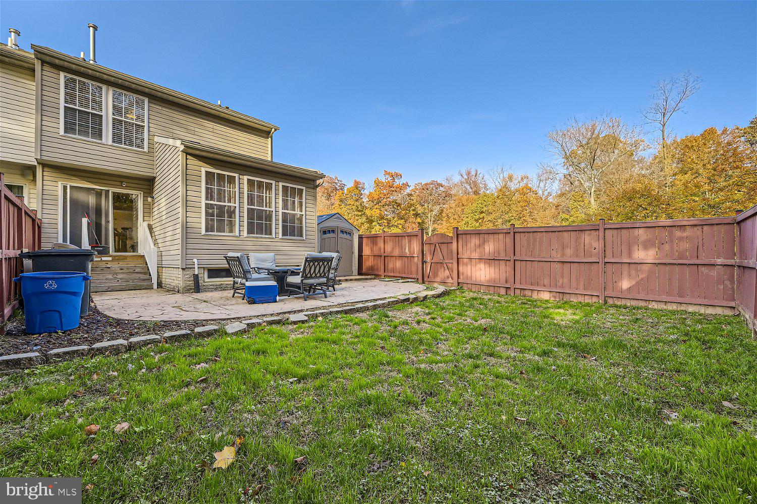 HOLLY WOODS - Residential