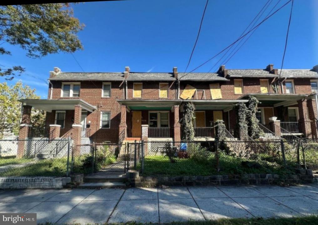 1504 19TH STREET SE