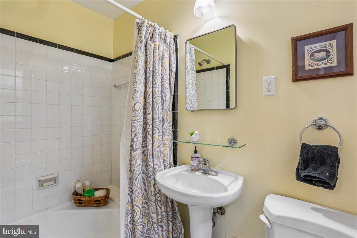 ROCK CREEK HILLS - Residential