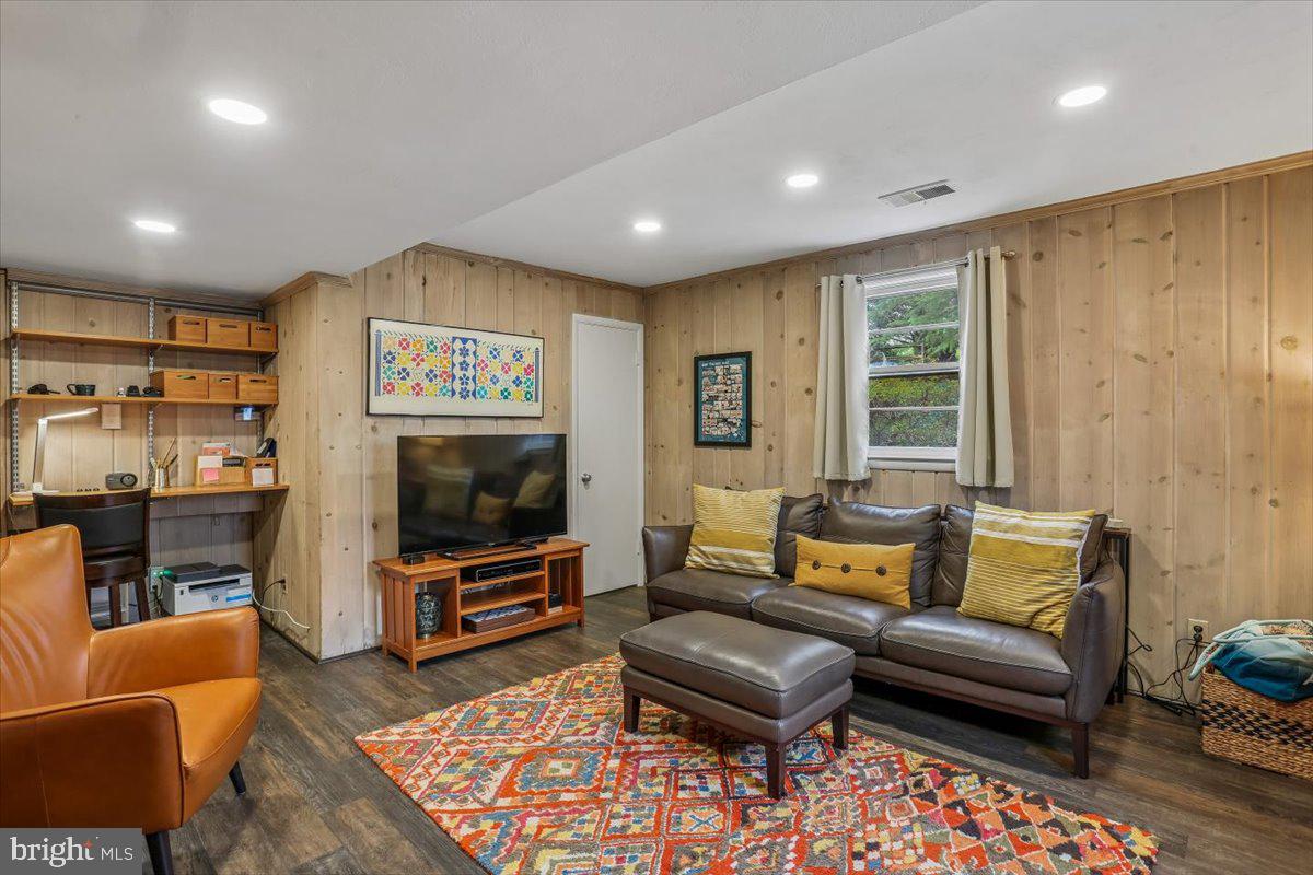 ROCK CREEK HILLS - Residential