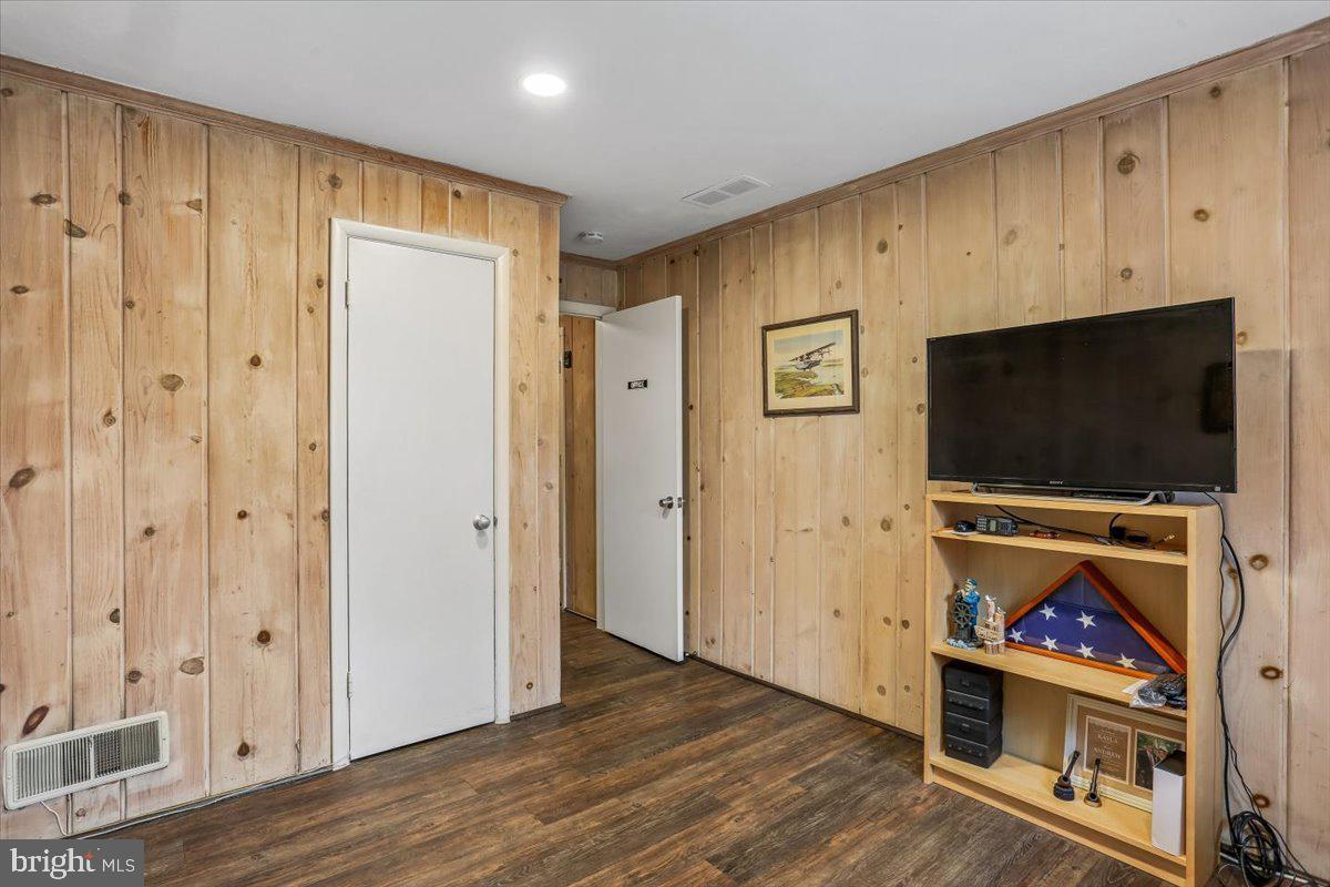 ROCK CREEK HILLS - Residential