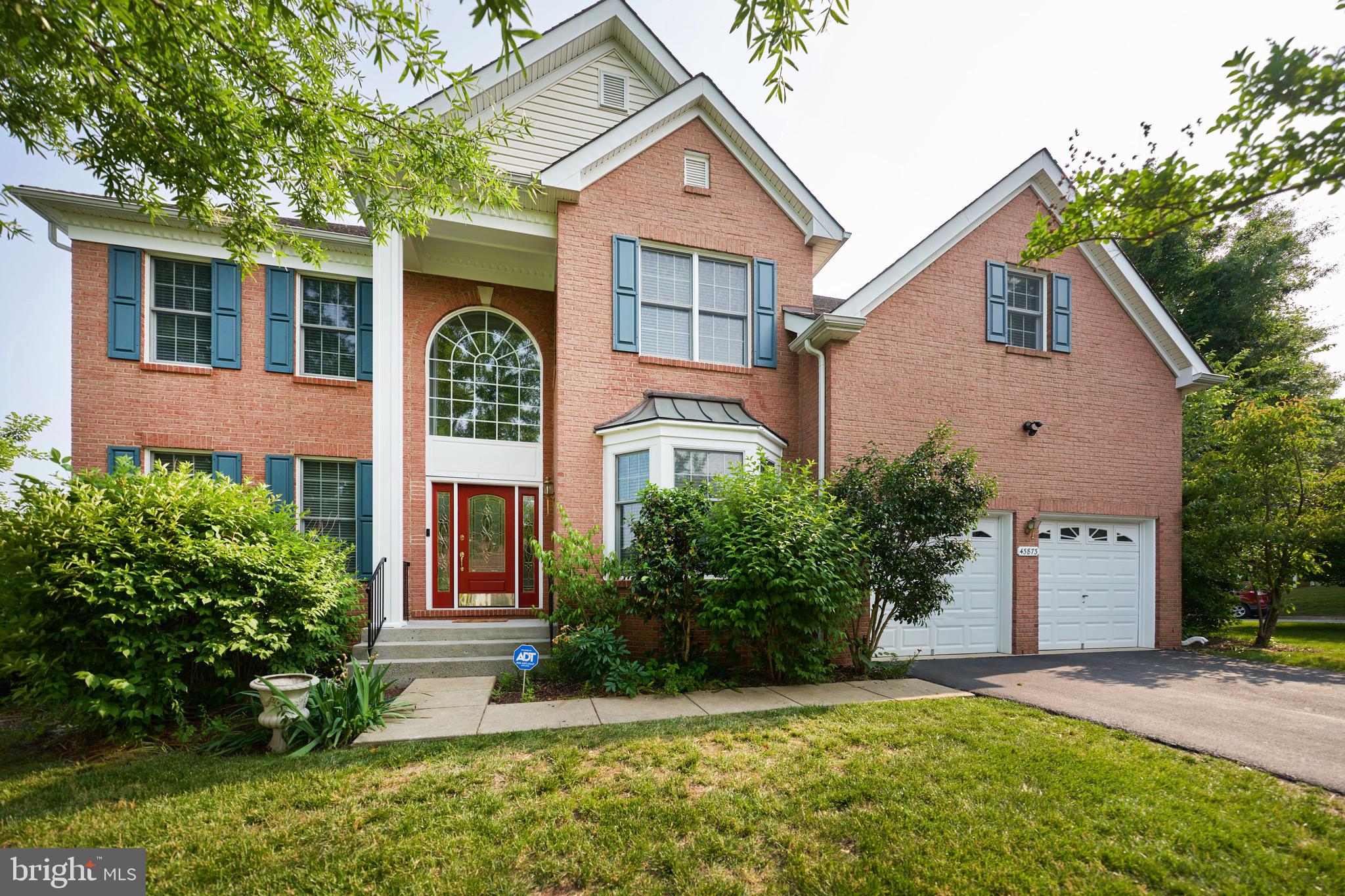 HUNT-BELMONT CNTRY CLUB - Residential