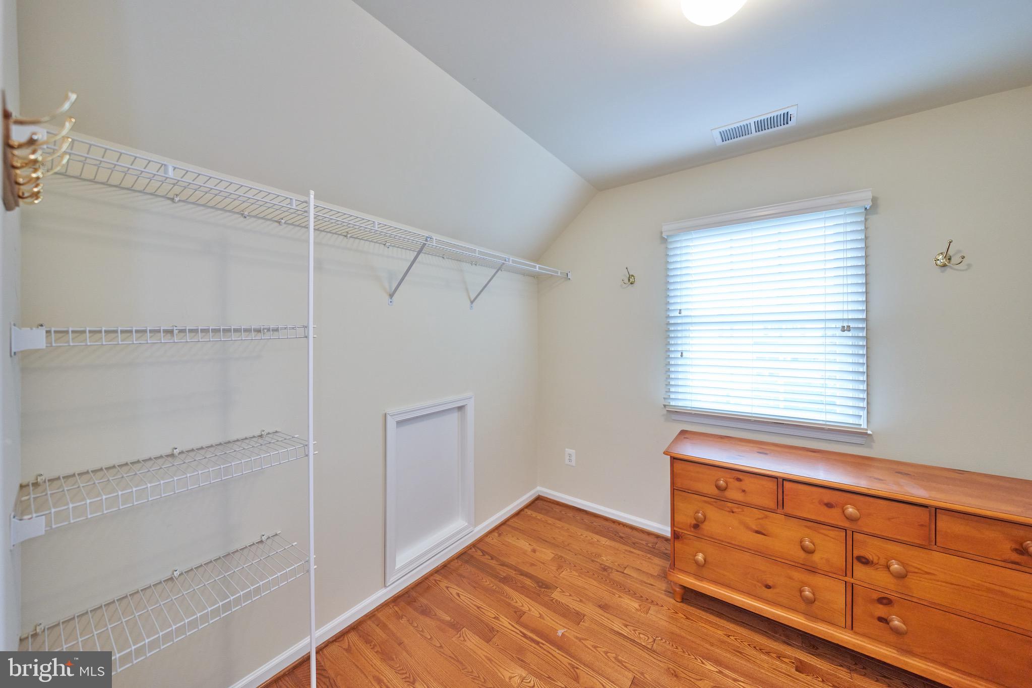 HUNT-BELMONT CNTRY CLUB - Residential